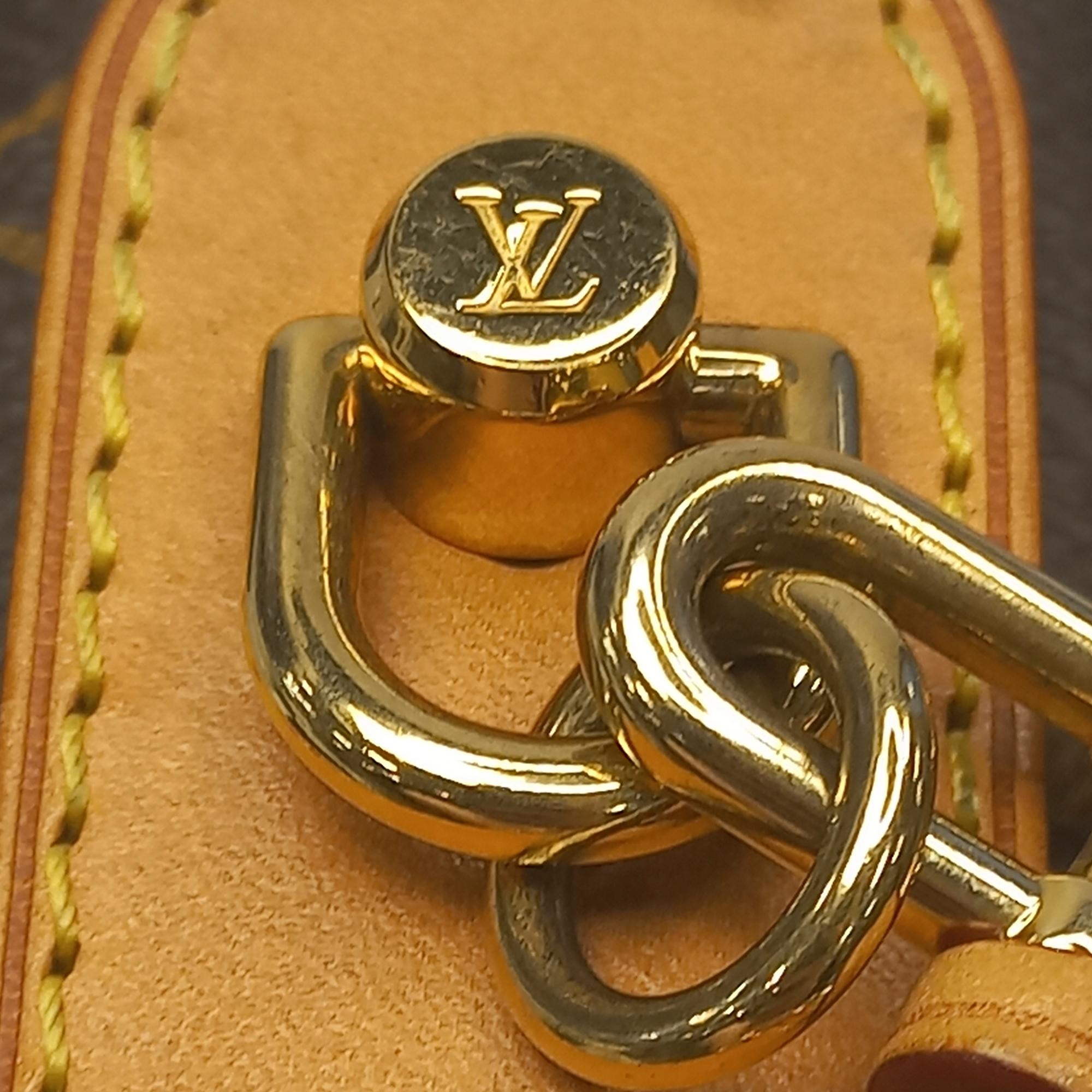 Louis Vuitton Monogram Duffle (SHG-37030)