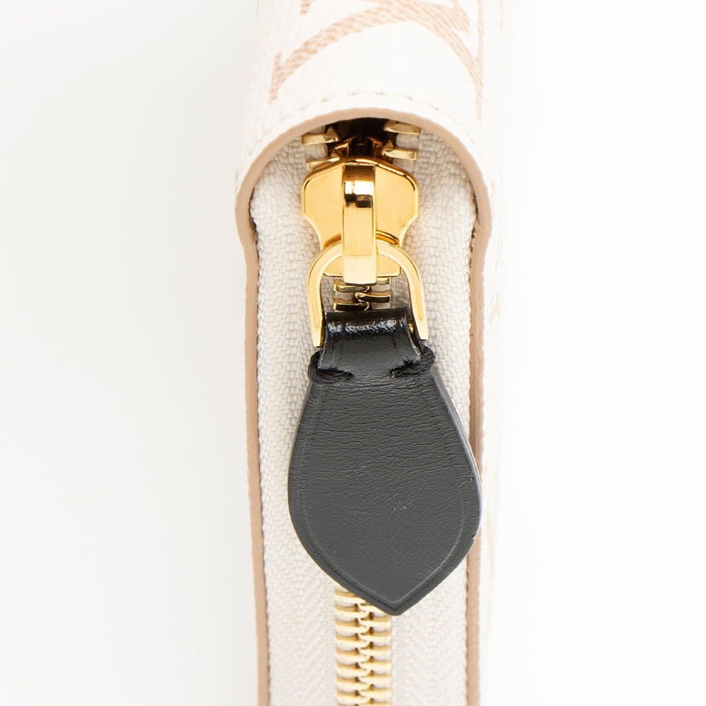 Louis Vuitton Monogram Dune Zippy Wallet