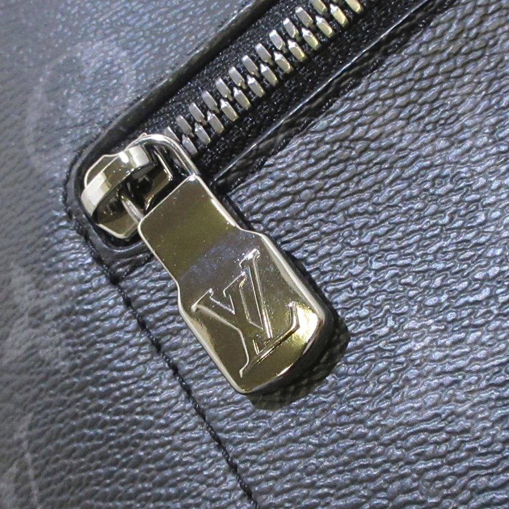Louis Vuitton Monogram Eclipse Apollo Messenger MM (SHG-36944)
