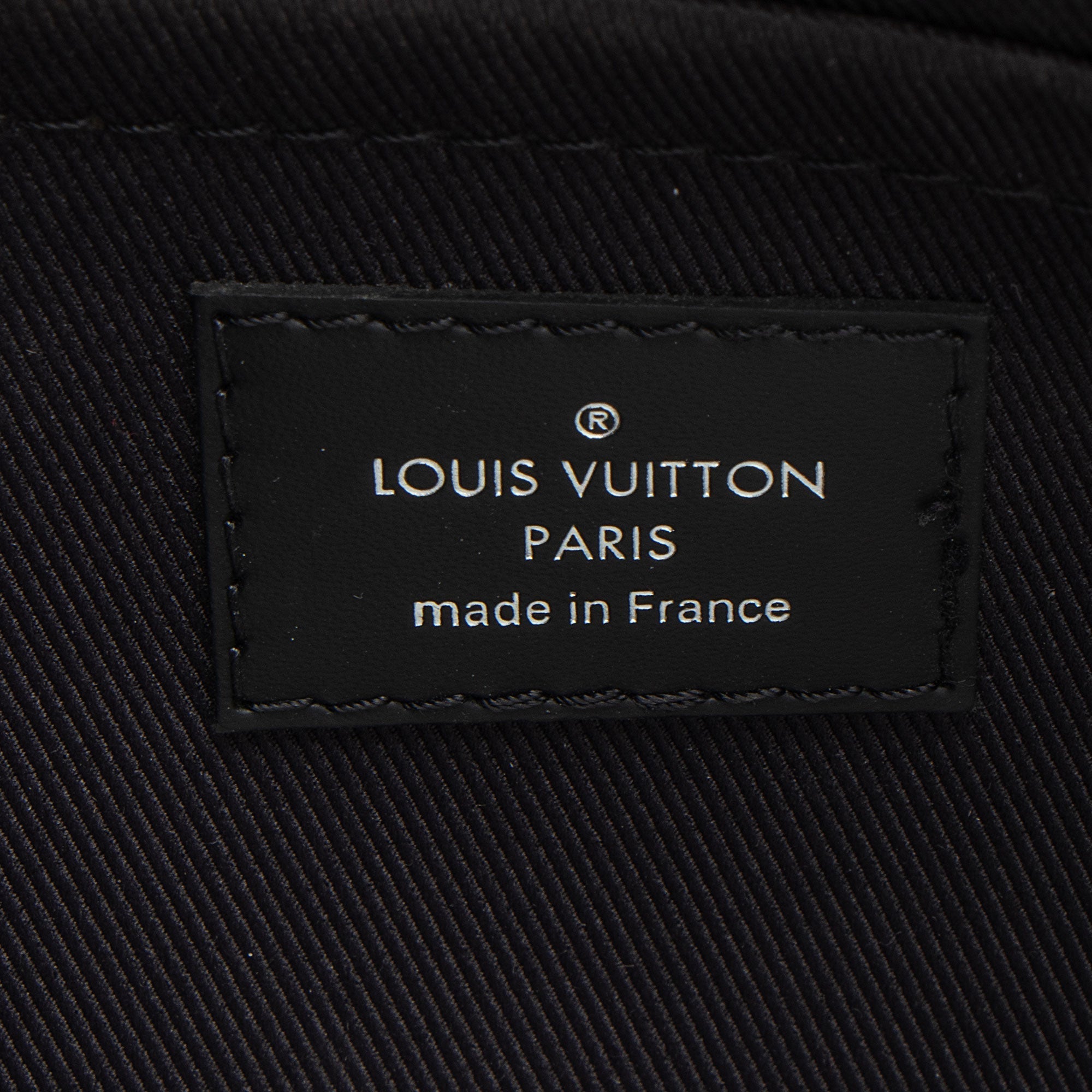 Louis Vuitton Monogram Eclipse Discovery GM Pochette