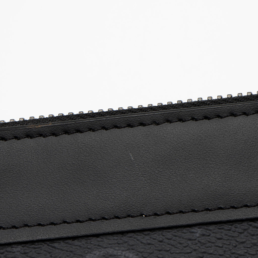 Louis Vuitton Monogram Eclipse Discovery PM Pochette (SHF-X0jOOj)