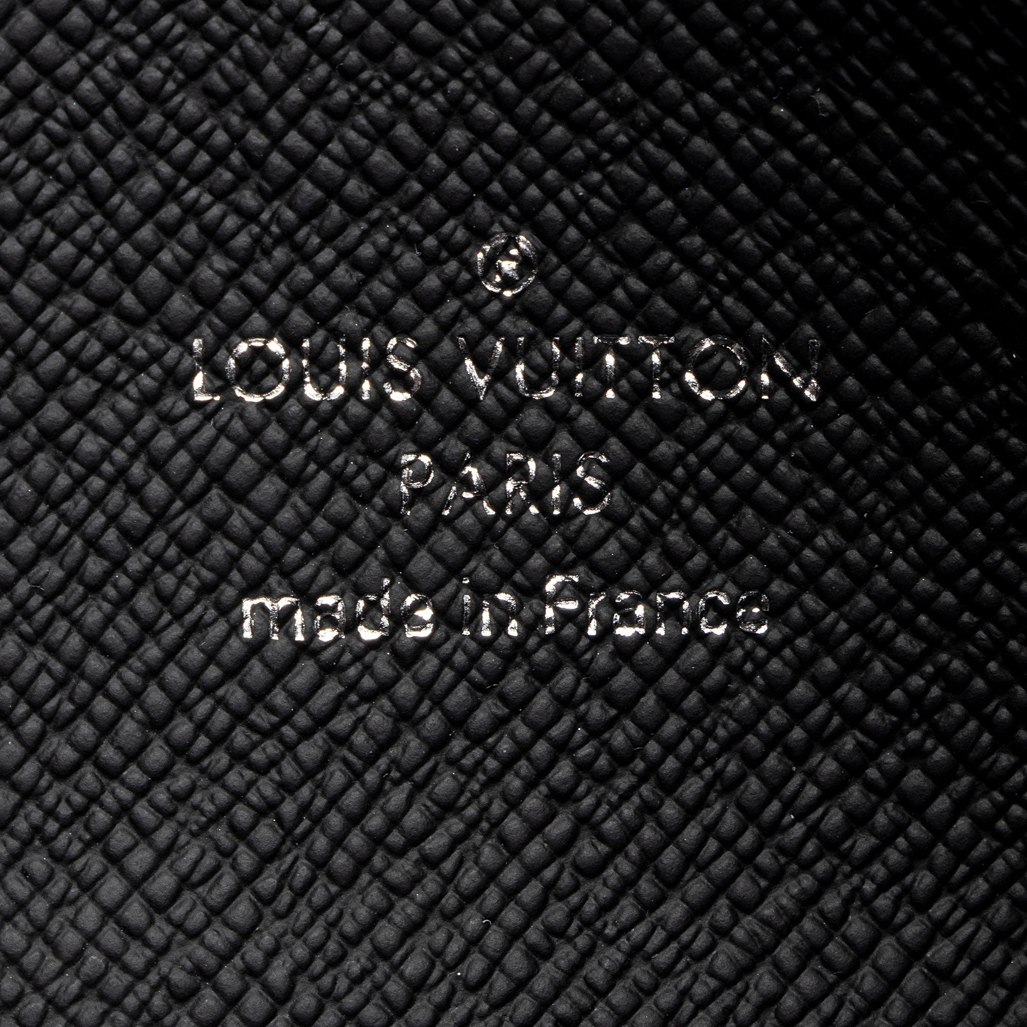 Louis Vuitton Monogram Eclipse Discovery PM Pochette (SHF-ZnpcOA)