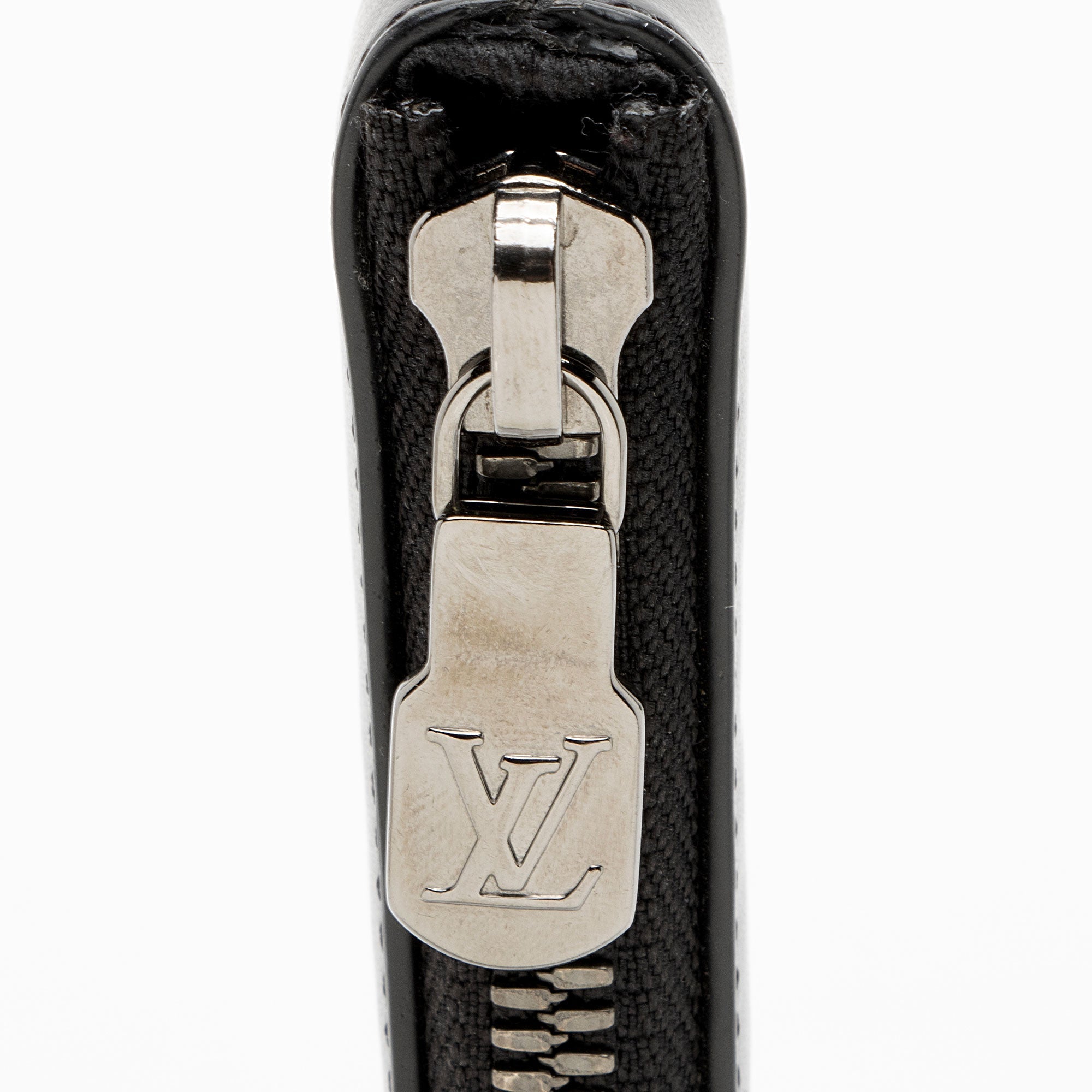 Louis Vuitton Monogram Eclipse Discovery PM Pochette