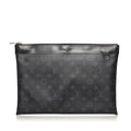 Louis Vuitton Monogram Eclipse Discovery Pochette GM (SHG-37297)
