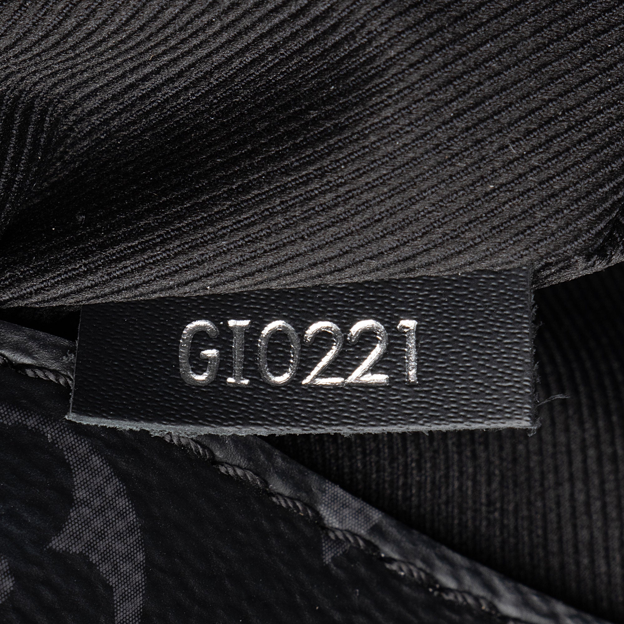 Louis Vuitton Monogram Eclipse District PM Messenger