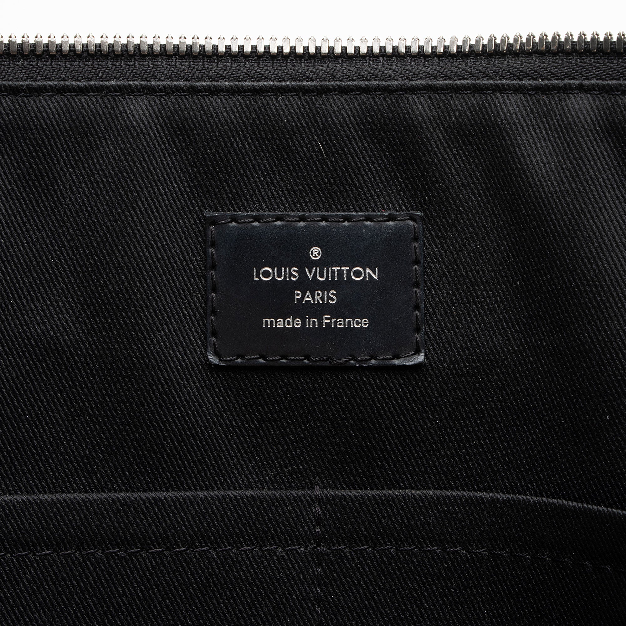 Louis Vuitton Monogram Eclipse Explorer Briefcase (SHF-LiWCoh)