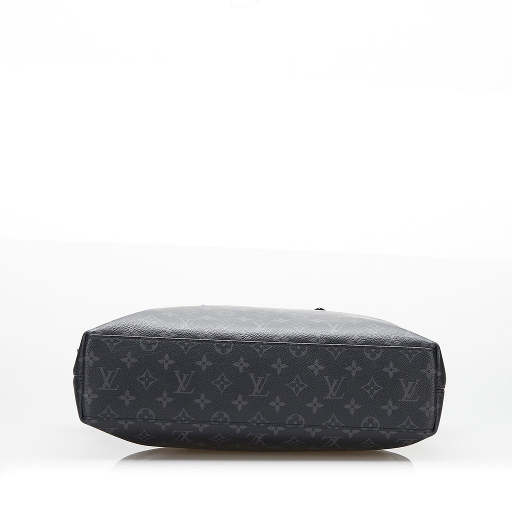 Louis Vuitton Monogram Eclipse Explorer (SHG-QBddKR)