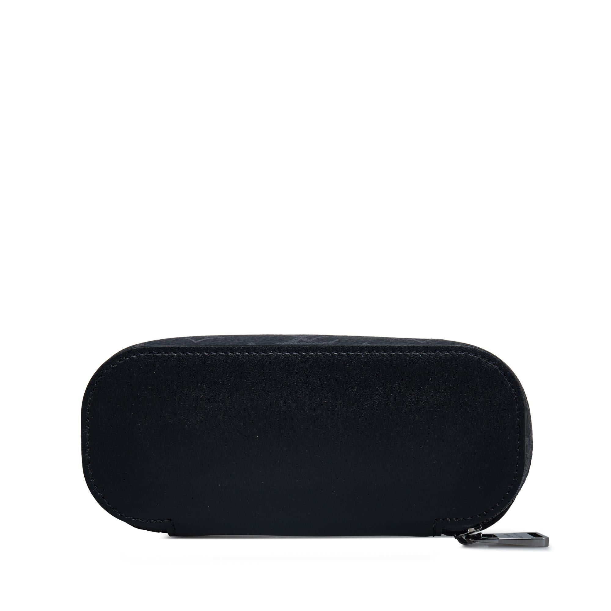 Louis Vuitton Monogram Eclipse Graffiti Glasses Pouch GM (SHG-afD92D)