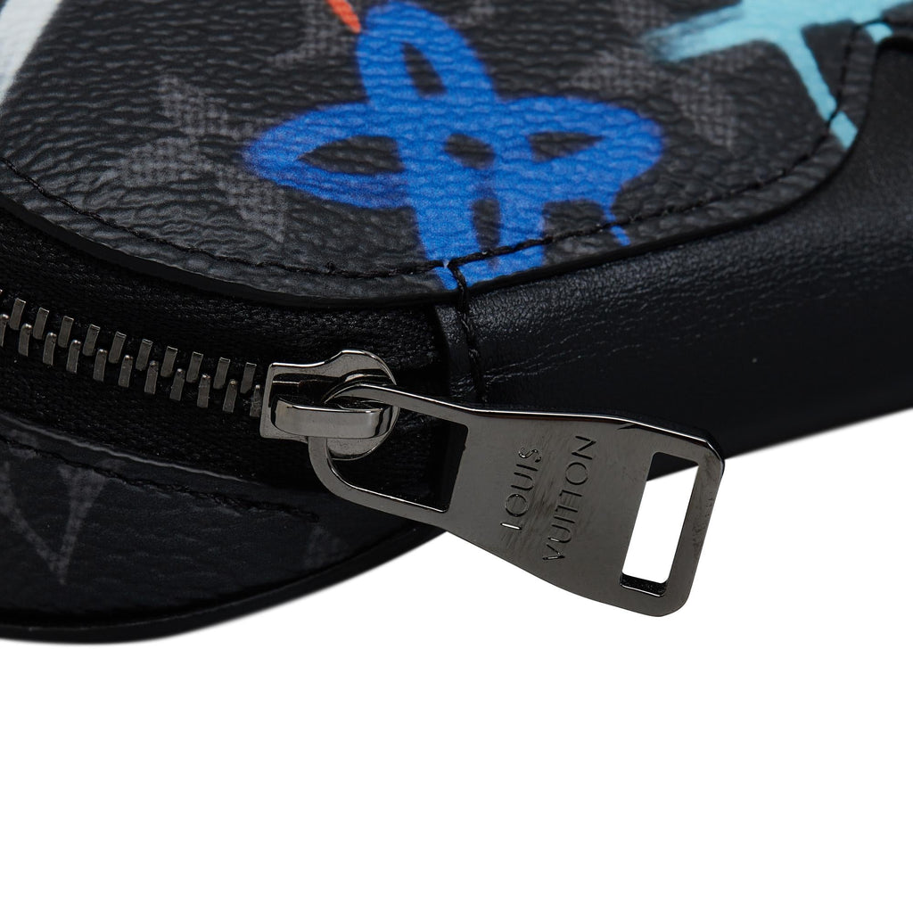 Louis Vuitton Monogram Eclipse Graffiti Glasses Pouch GM (SHG-afD92D)