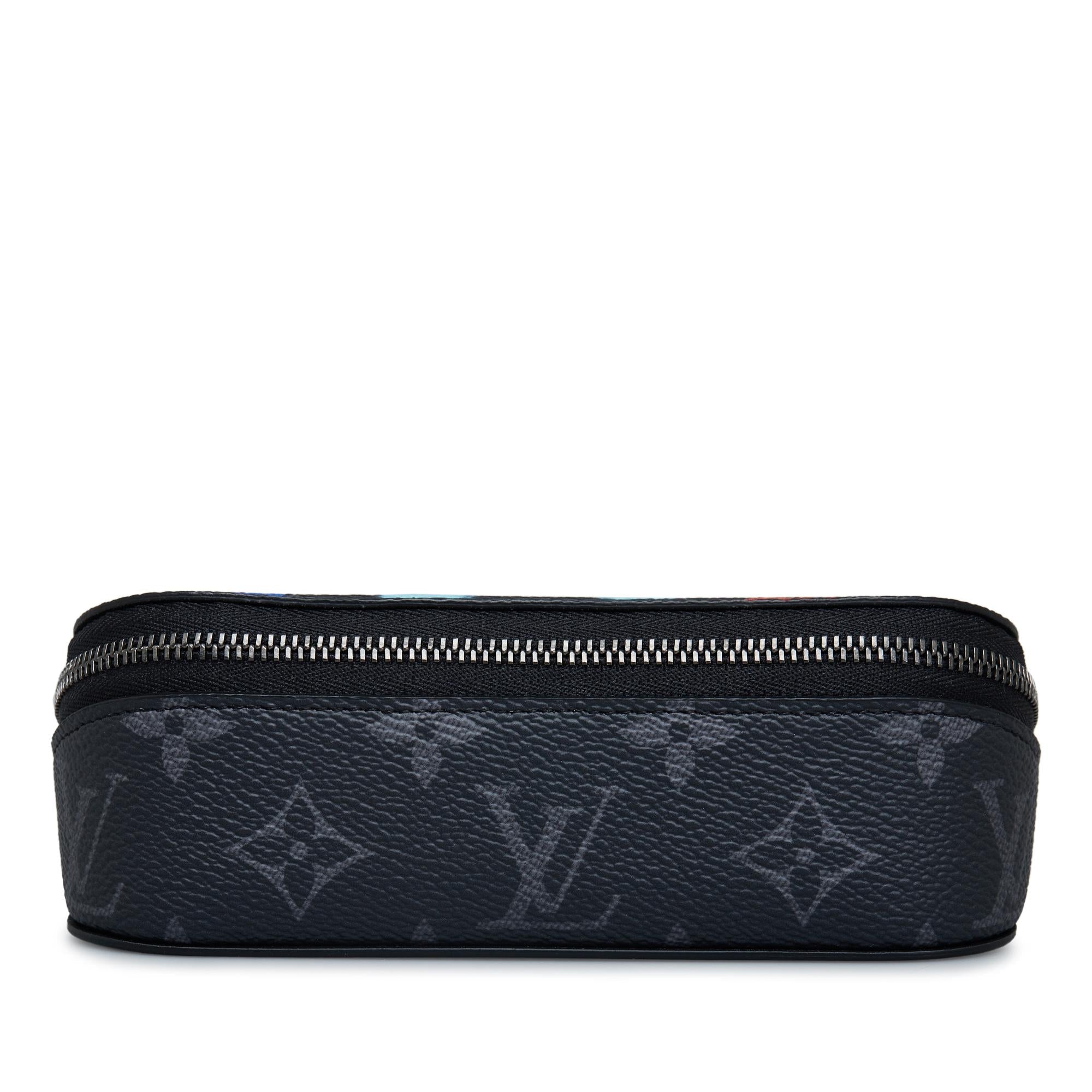 Louis Vuitton Monogram Eclipse Graffiti Glasses Pouch GM (SHG-afD92D)