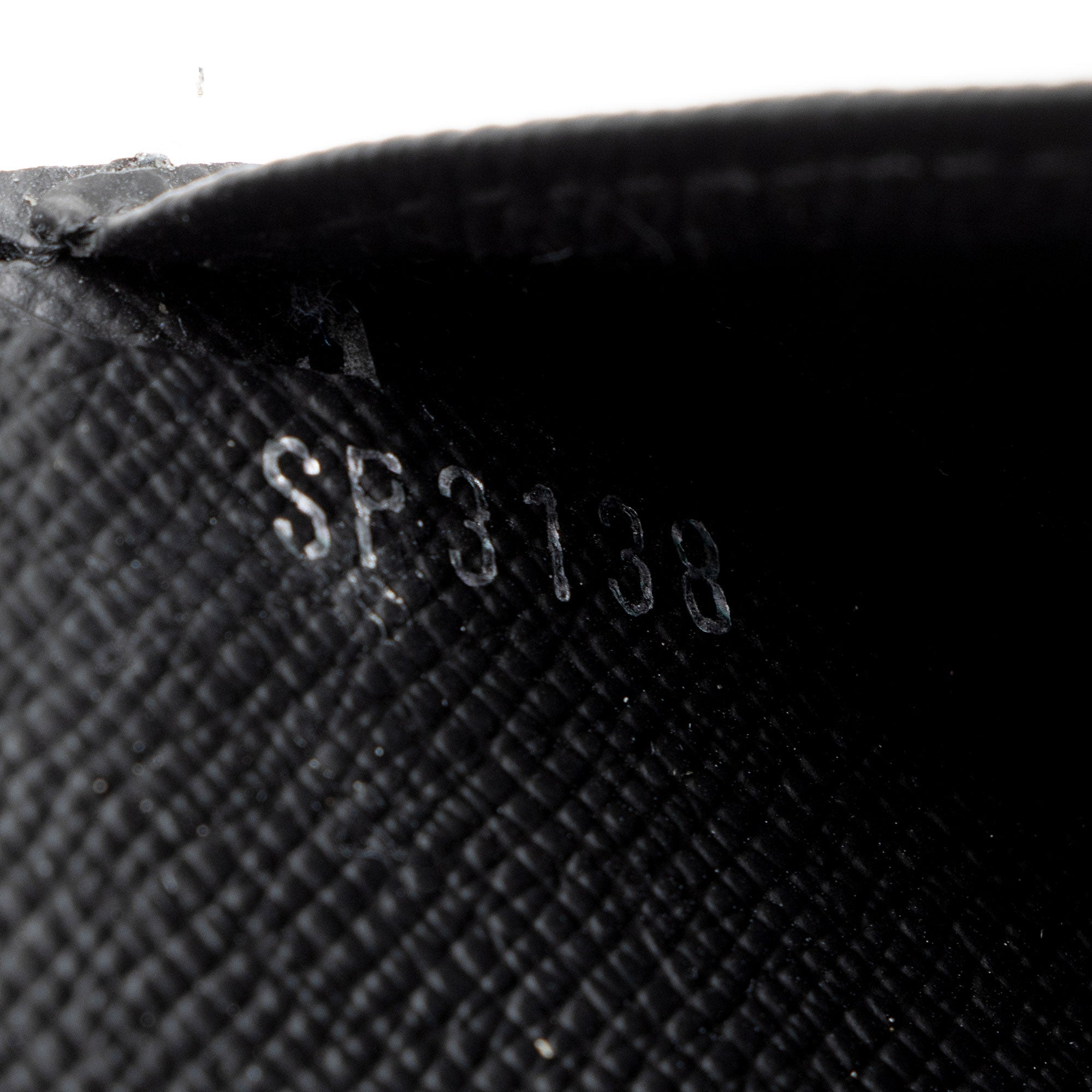 Louis Vuitton Monogram Eclipse Multiple Wallet (SHF-XtFELd)