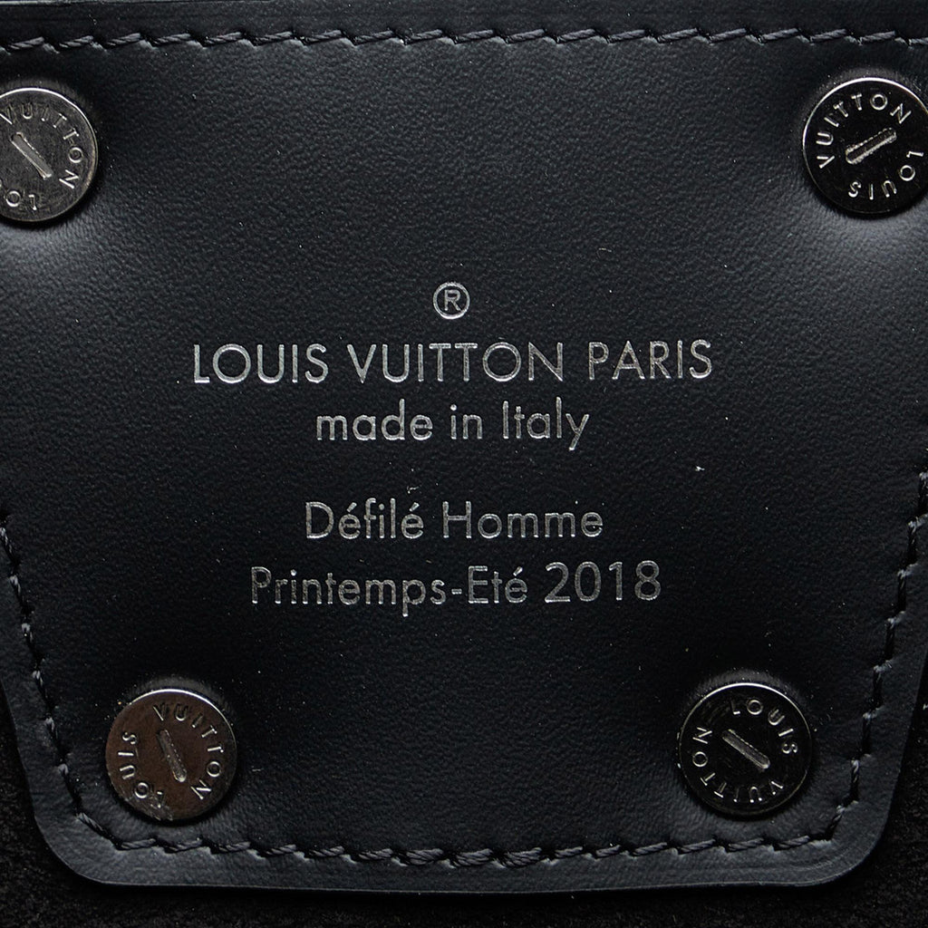 Louis Vuitton Monogram Eclipse North South Tote (SHG-k4XCz5)