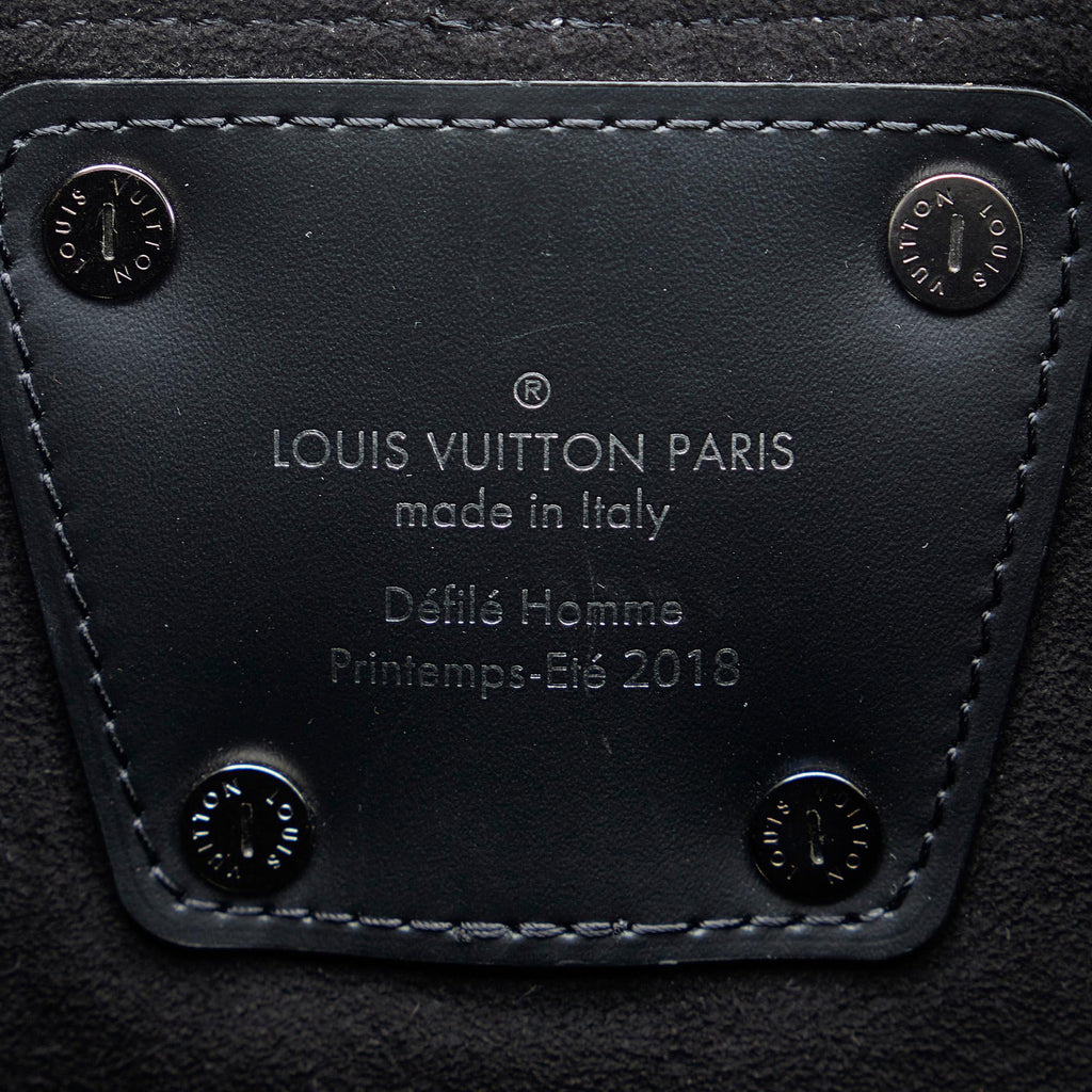 Louis Vuitton Monogram Eclipse North South Tote (SHG-GMTX8o)