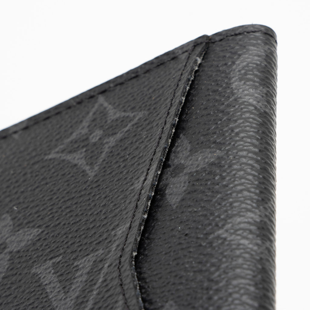 Louis Vuitton Monogram Eclipse Pocket Organizer Wallet (SHF-QWewtU)