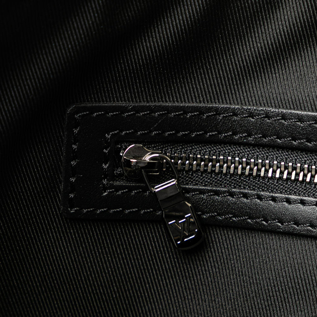 Louis Vuitton Monogram Eclipse Reverse Keepall Bandouliere 50