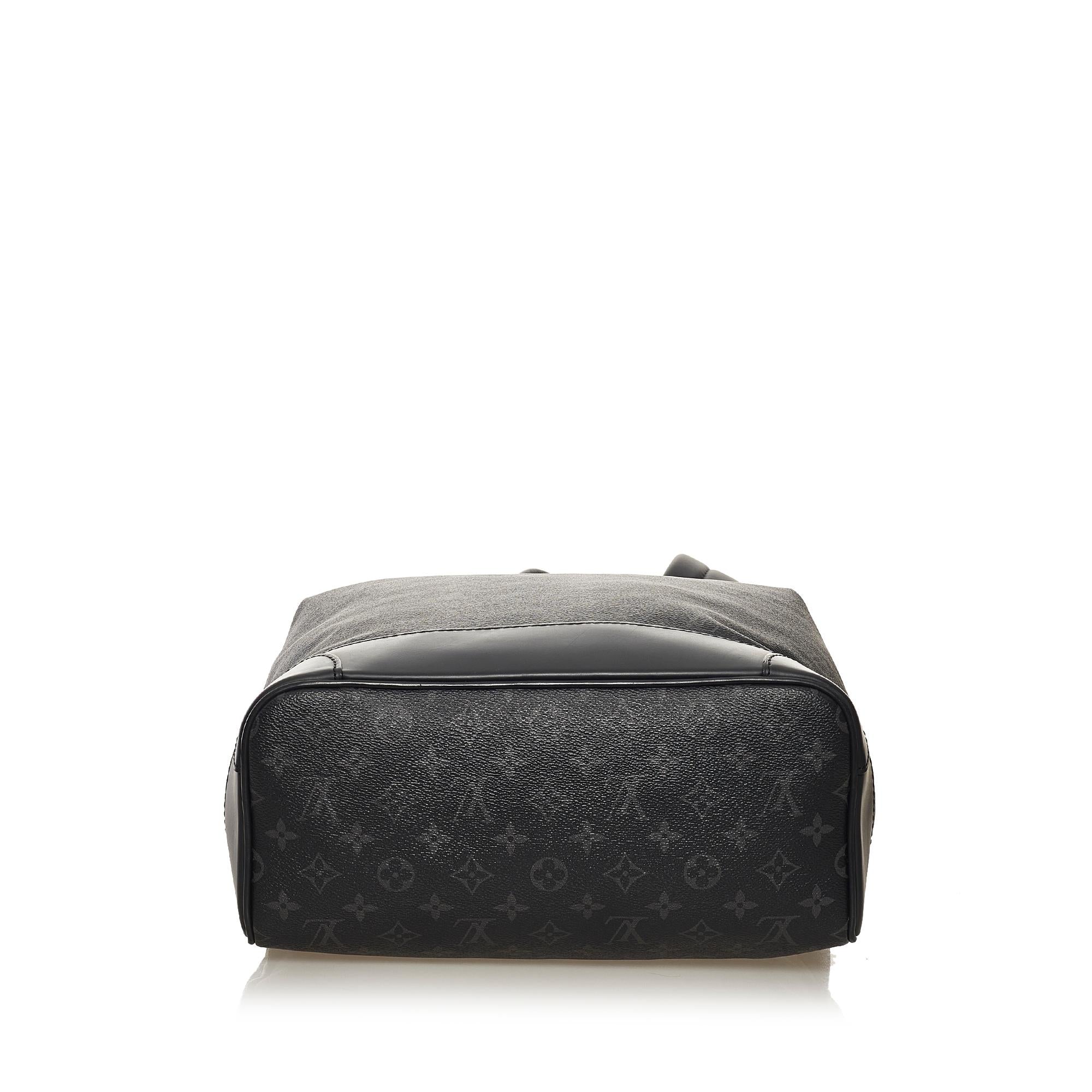Louis Vuitton Monogram Eclipse Steamer (SHG-34211)