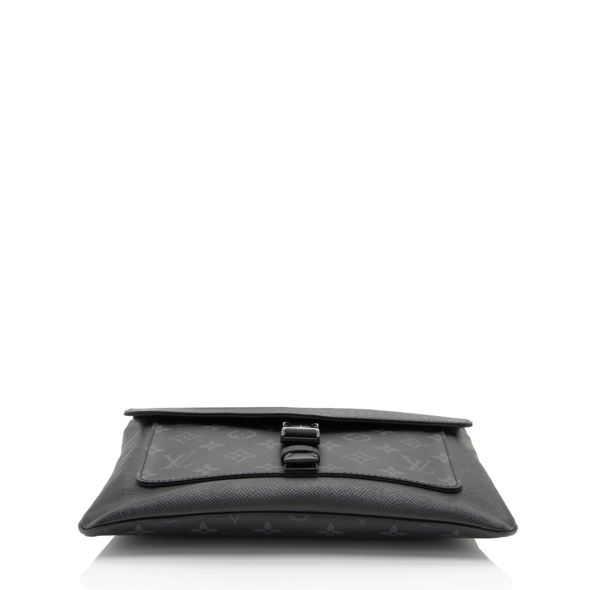 Louis Vuitton Monogram Eclipse Taiga Leather Outdoor Flap Messenger (SHF-gVKeRb)