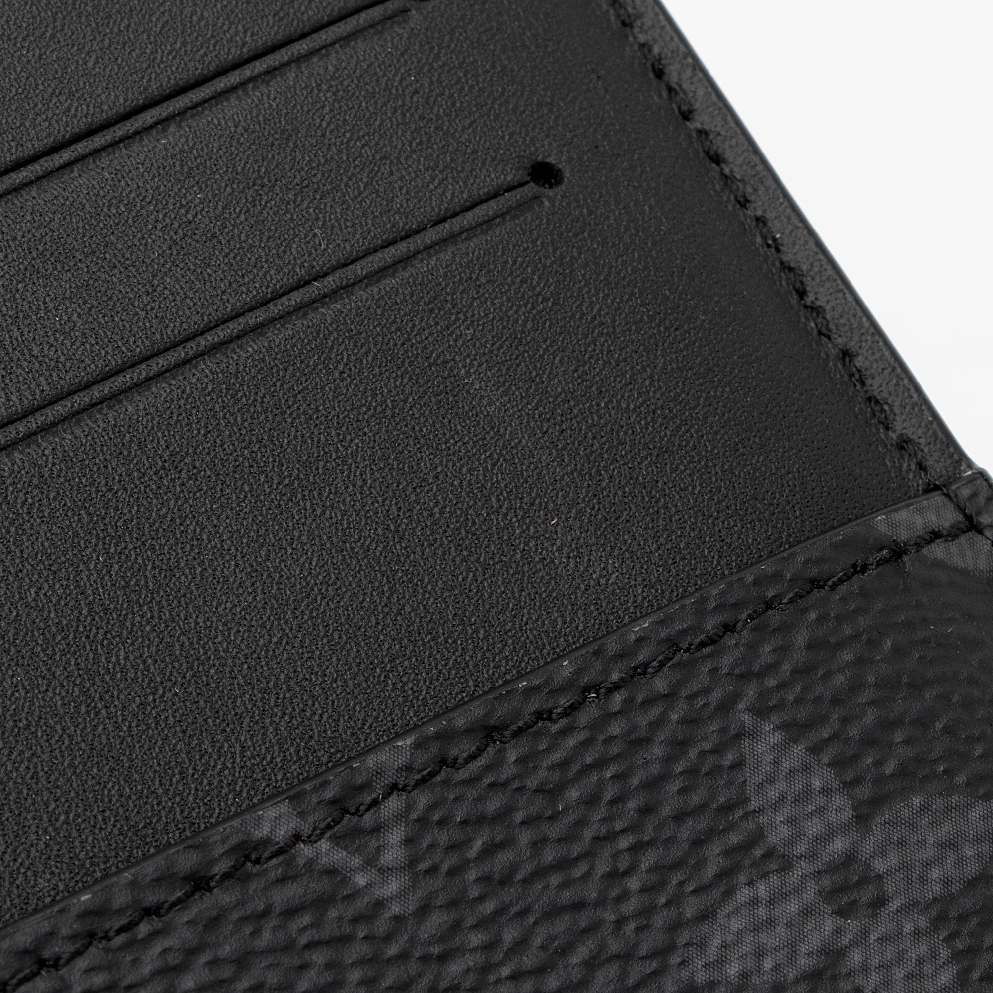 Louis Vuitton Monogram Eclipse Trunk Multi Card Holder (SHF-wVoiT7)