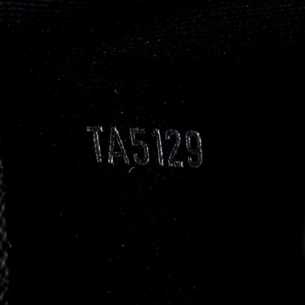 Louis Vuitton Monogram Eclipse Voyage MM Pochette (SHF-naXUvB)
