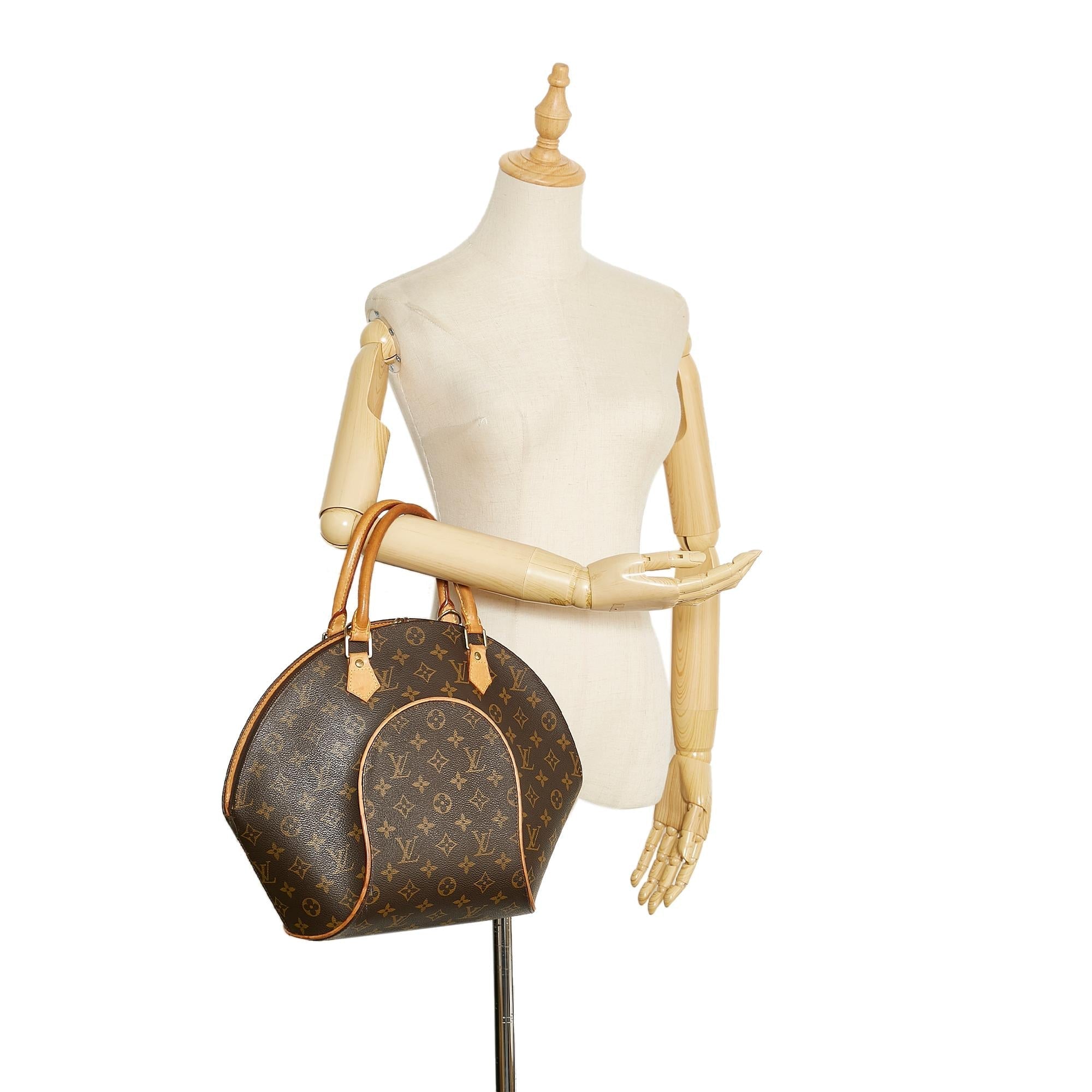 Louis Vuitton Monogram Ellipse GM (SHG-IJGumB)