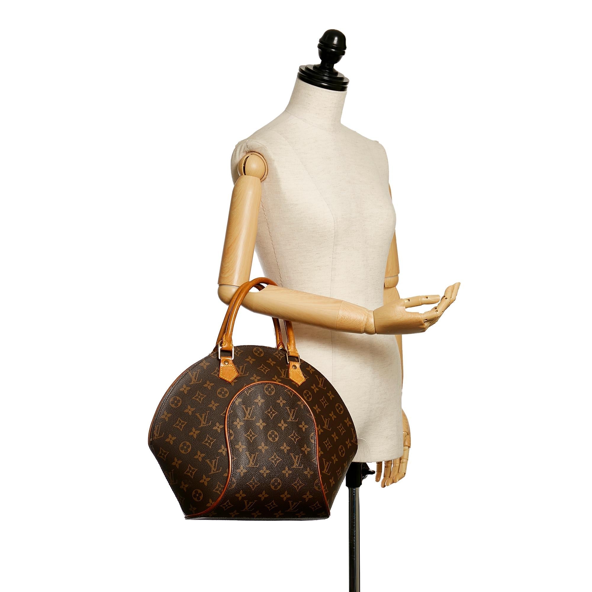 Louis Vuitton Monogram Ellipse PM (SHG-30611)