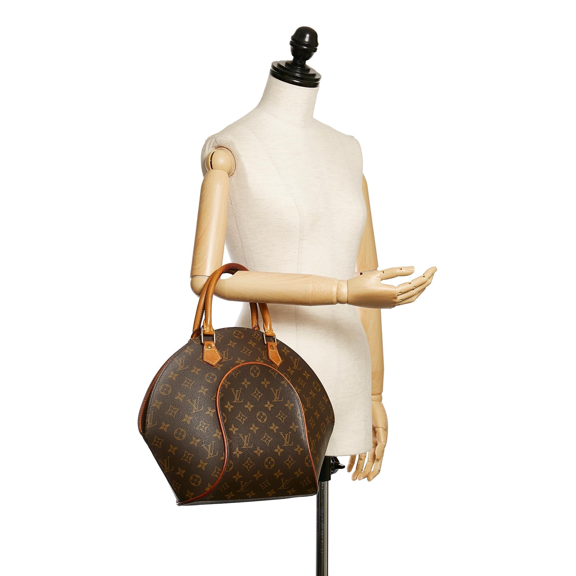 Louis Vuitton Monogram Ellipse PM (SHG-30887)