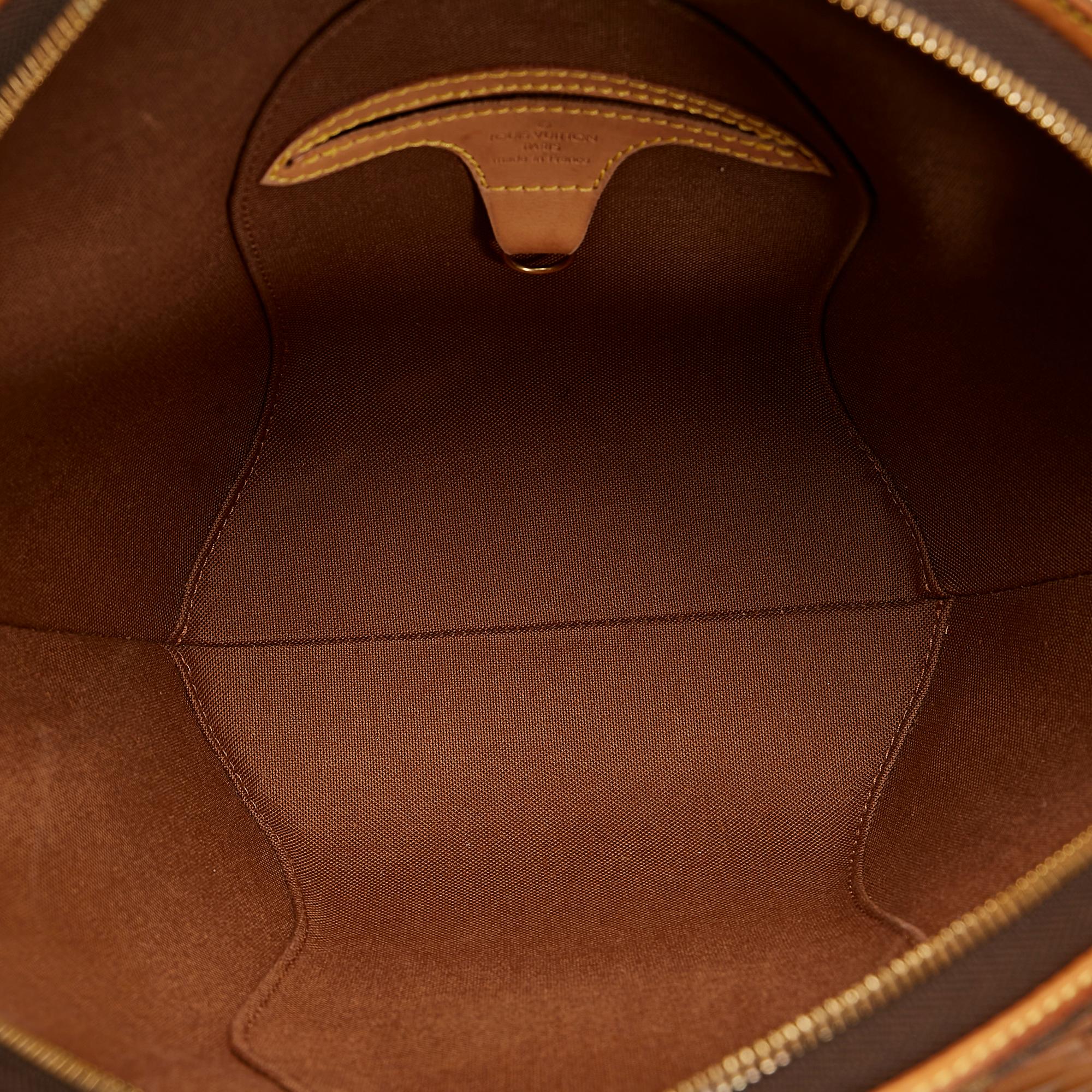 Louis Vuitton Monogram Ellipse PM (SHG-37143)