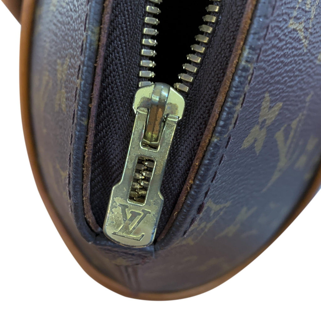 Louis Vuitton Monogram Ellipse PM (SHG-37449)