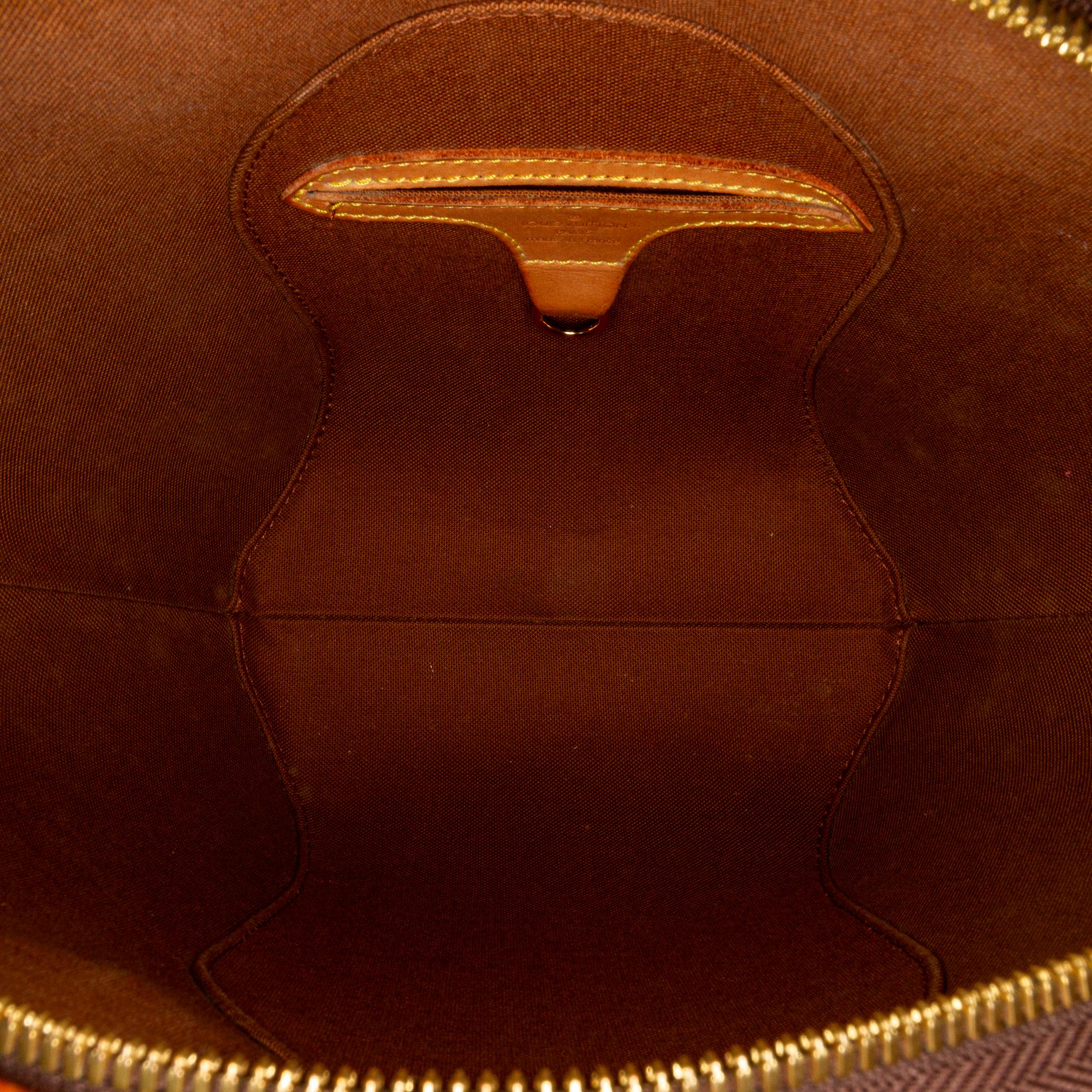 Louis Vuitton Monogram Ellipse PM (SHG-37449)