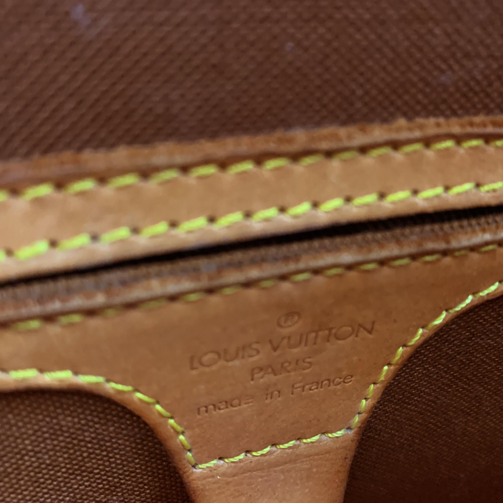 Louis Vuitton Monogram Ellipse PM (SHG-37449)