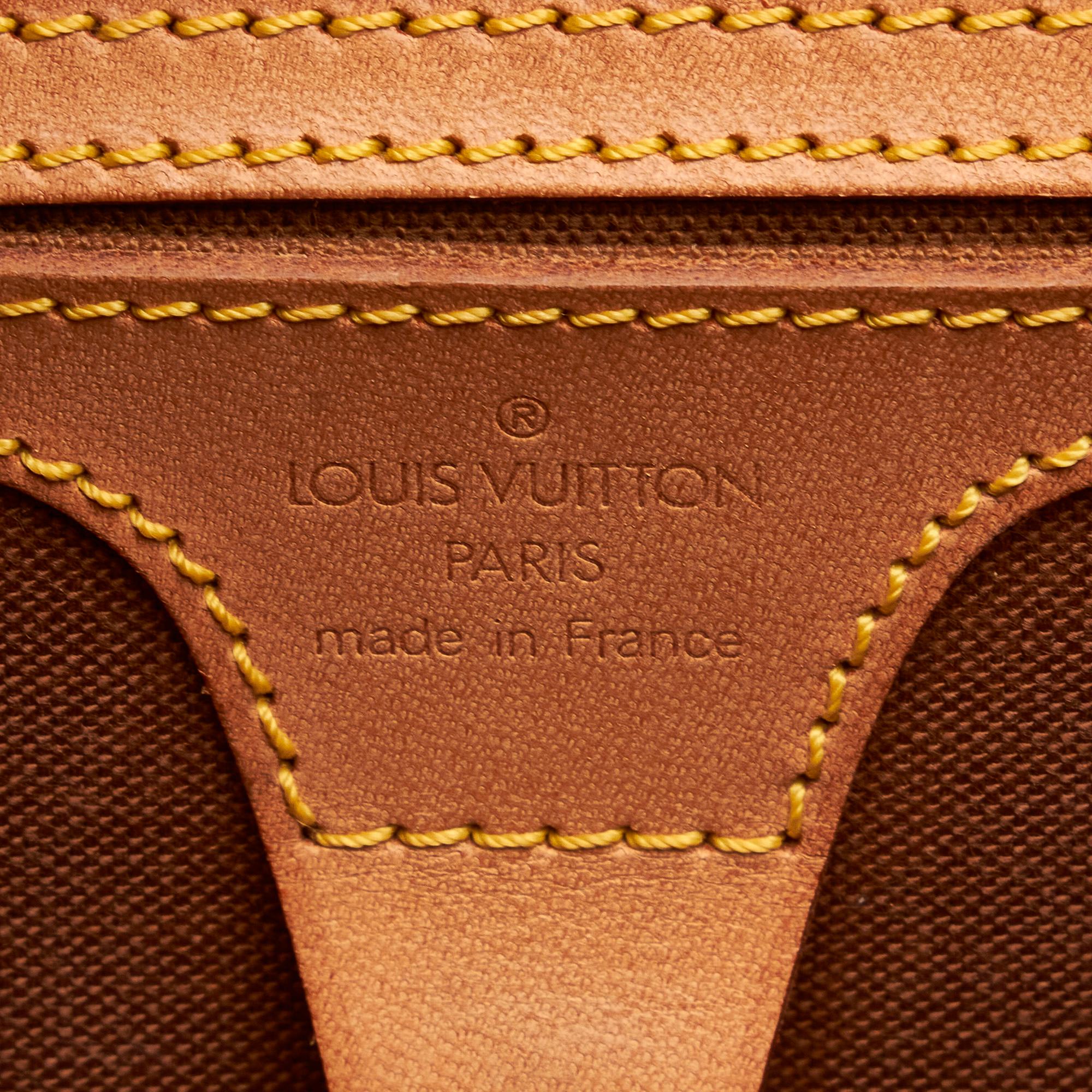 Louis Vuitton Monogram Ellipse PM (SHG-a9OlVA)