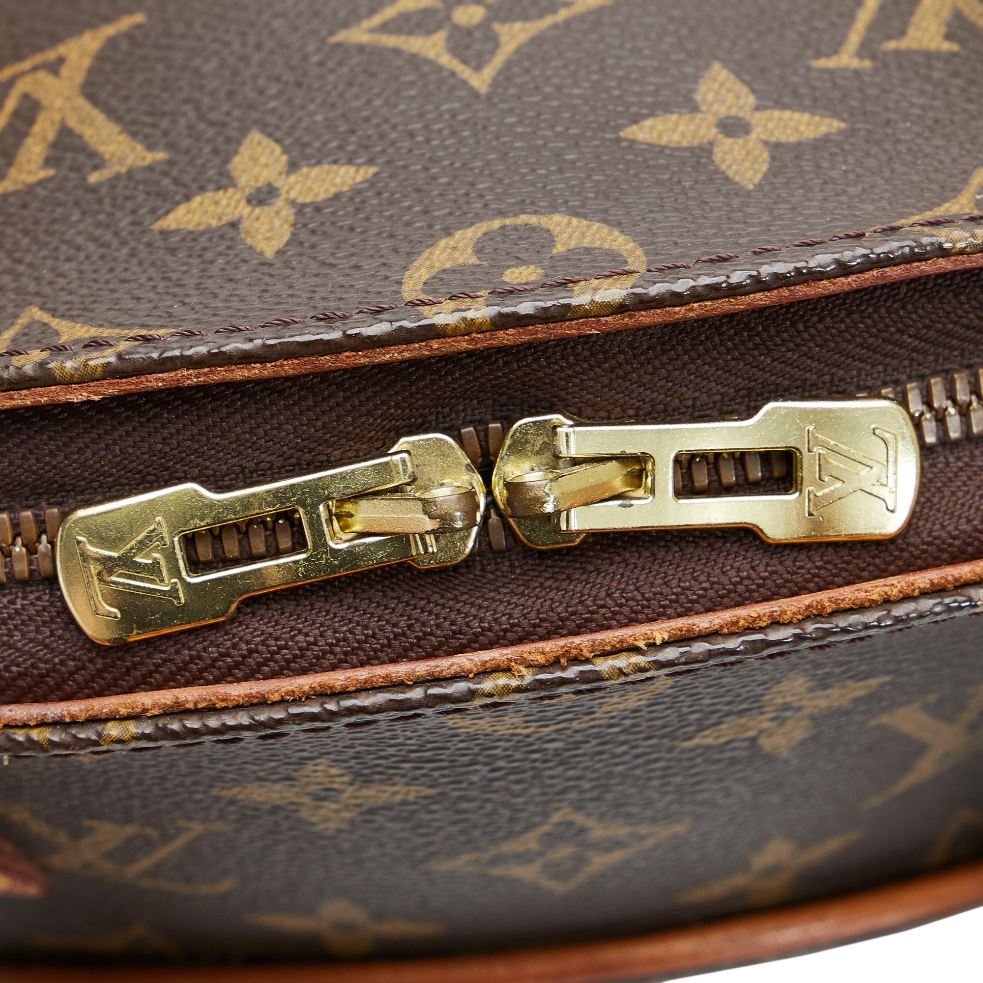 Louis Vuitton Monogram Ellipse PM (SHG-N9nqTk)