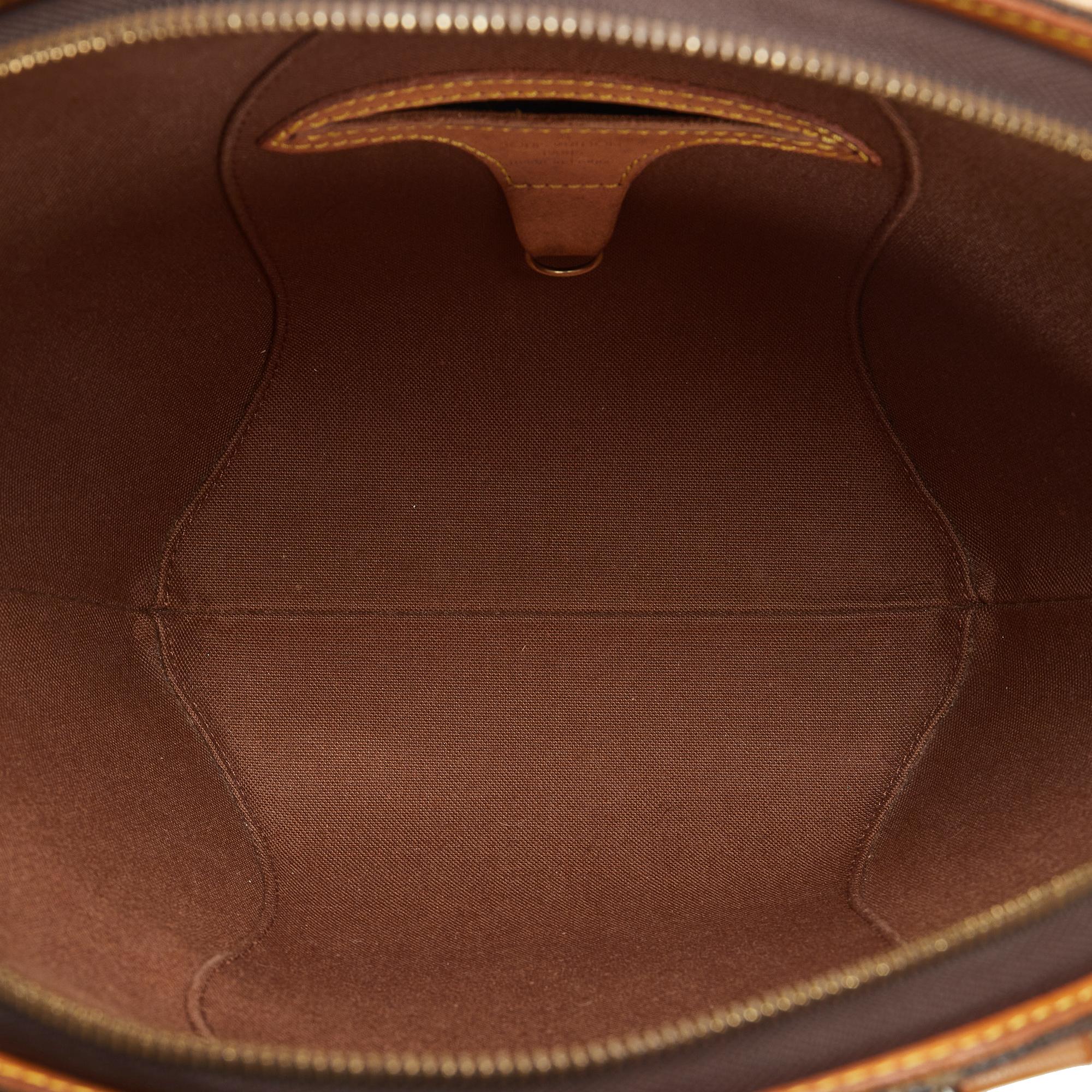 Louis Vuitton Monogram Ellipse PM (SHG-N9nqTk)