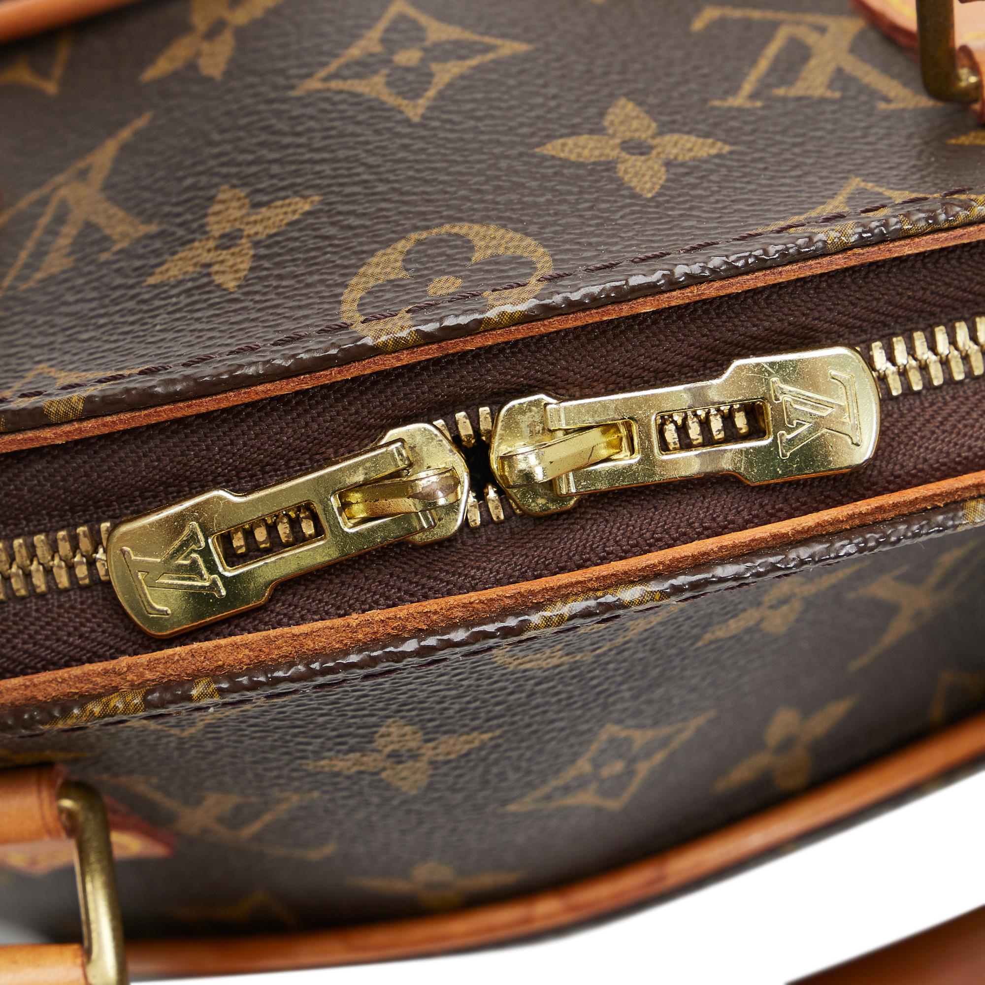 Louis Vuitton Monogram Ellipse PM (SHG-U6TsKt)