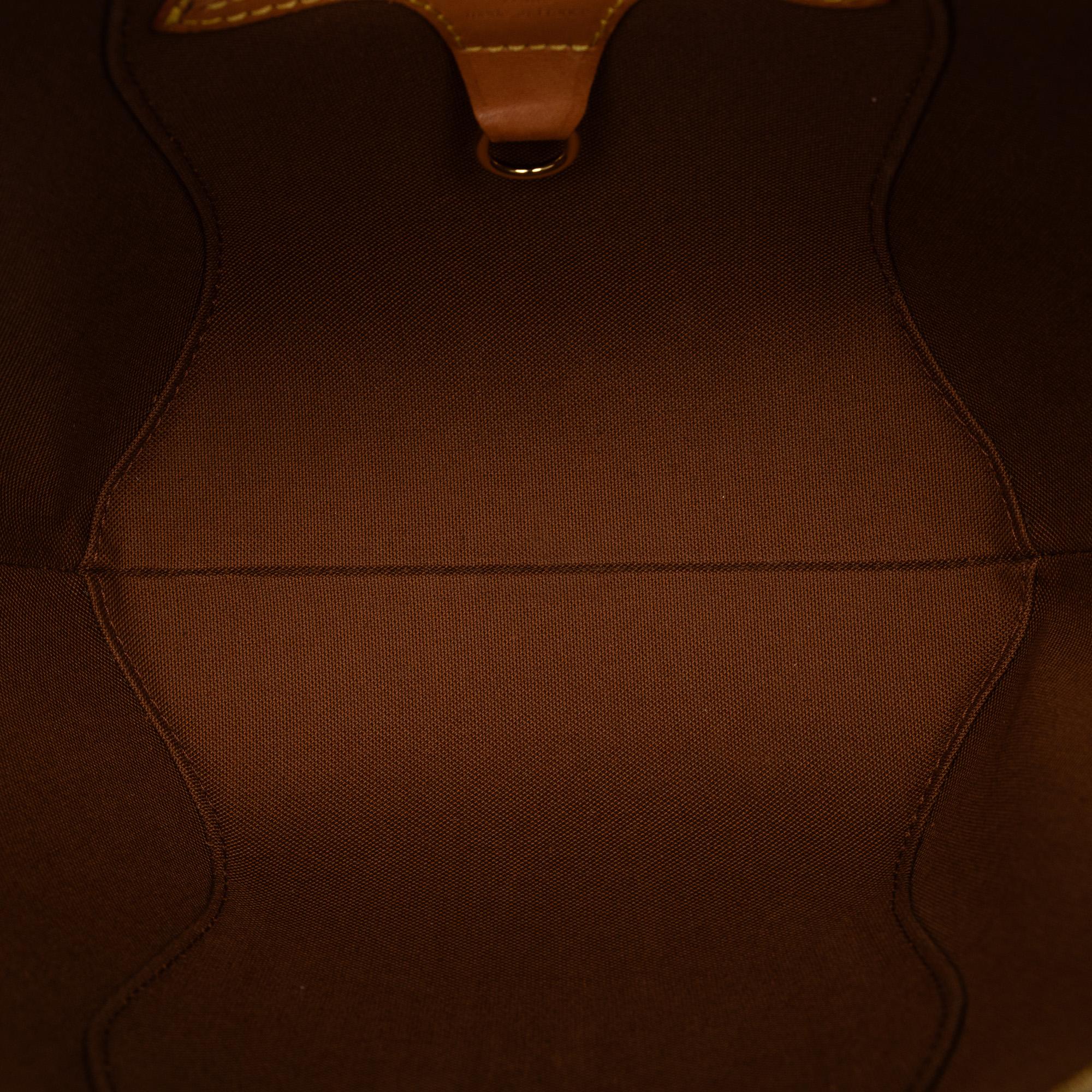 Louis Vuitton Monogram Ellipse PM (SHG-m26HuK)