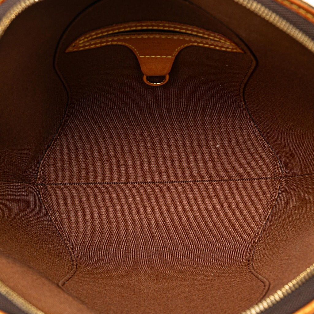 Louis Vuitton Monogram Ellipse PM (SHG-JfWQZk)