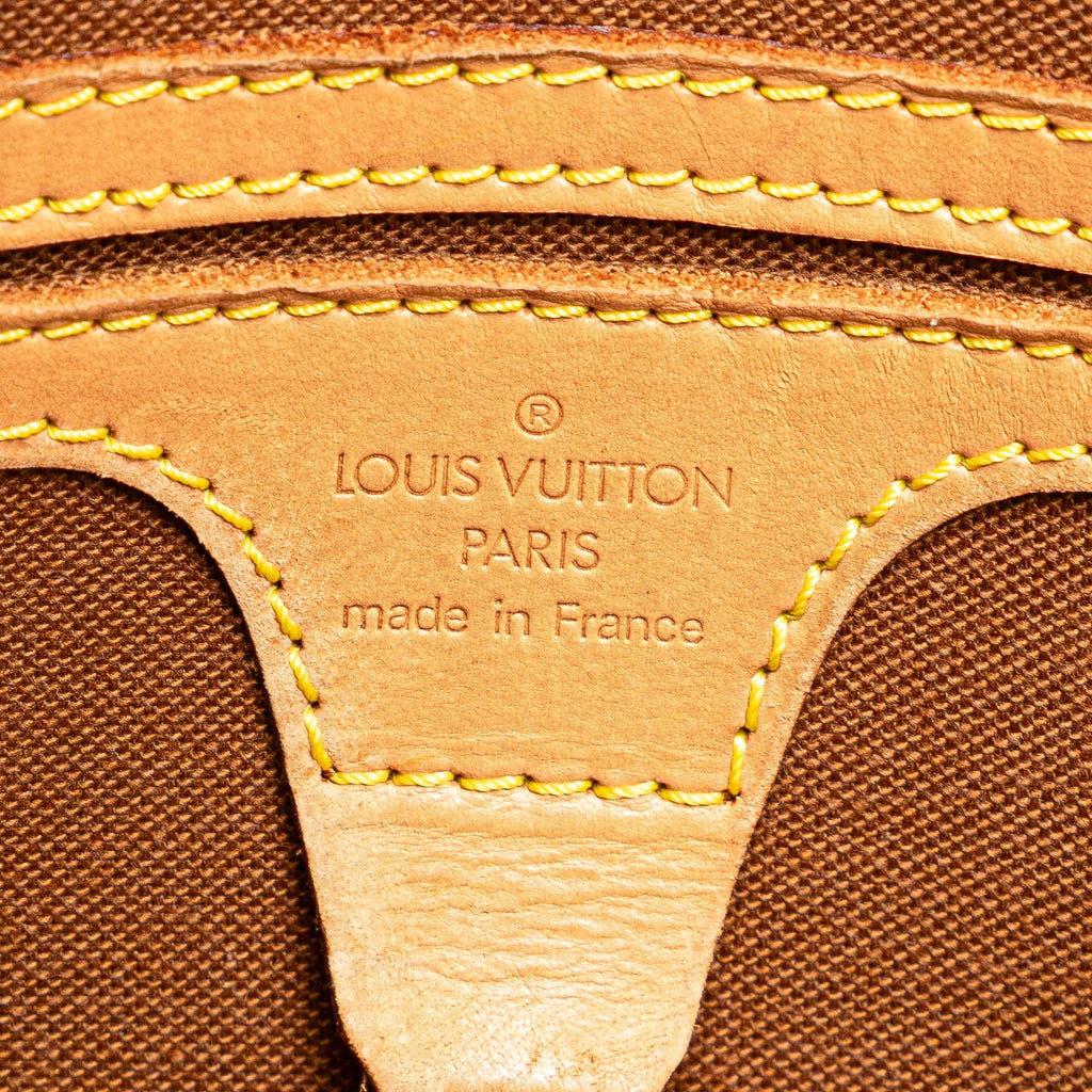 Louis Vuitton Monogram Ellipse PM (SHG-Nlaiww)
