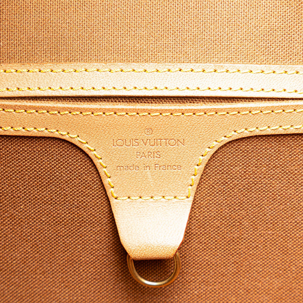 Louis Vuitton Monogram Ellipse PM (SHG-0B7jkc)