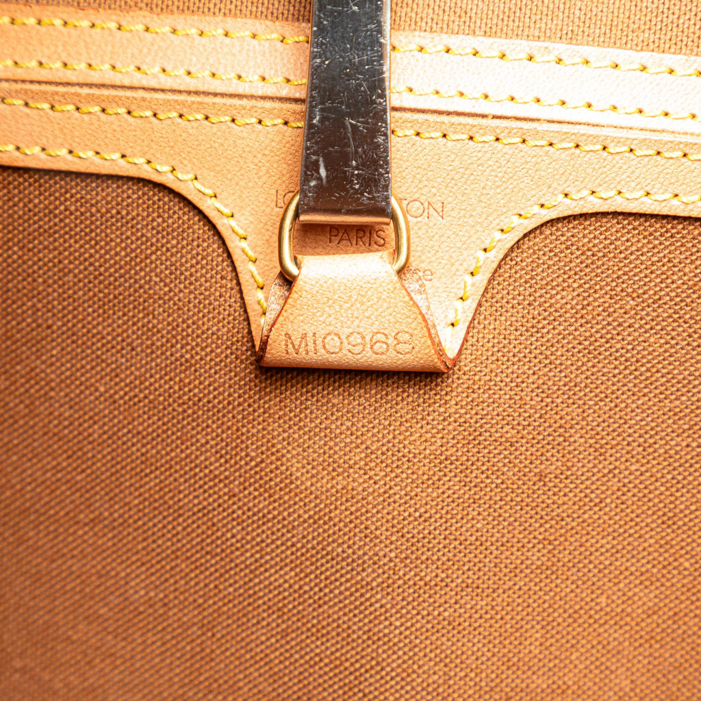 Louis Vuitton Monogram Ellipse PM (SHG-0B7jkc)