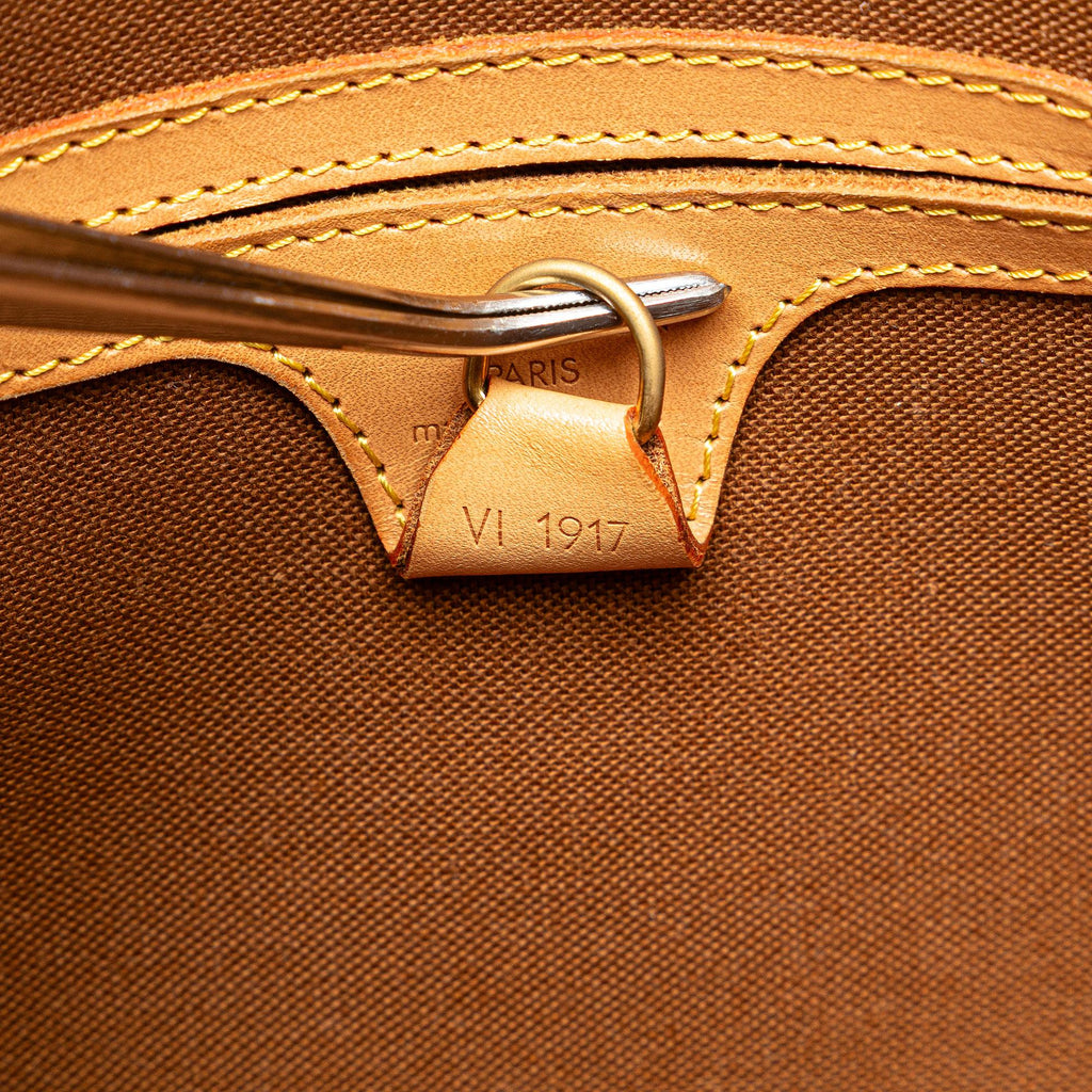 Louis Vuitton Monogram Ellipse PM