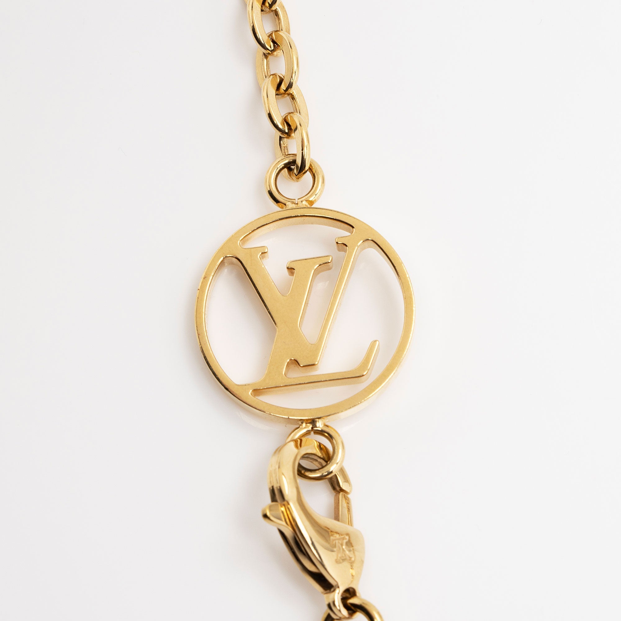Louis Vuitton Monogram Embossed Lambskin Coussin Belt Bag (SHF-seGJuK)