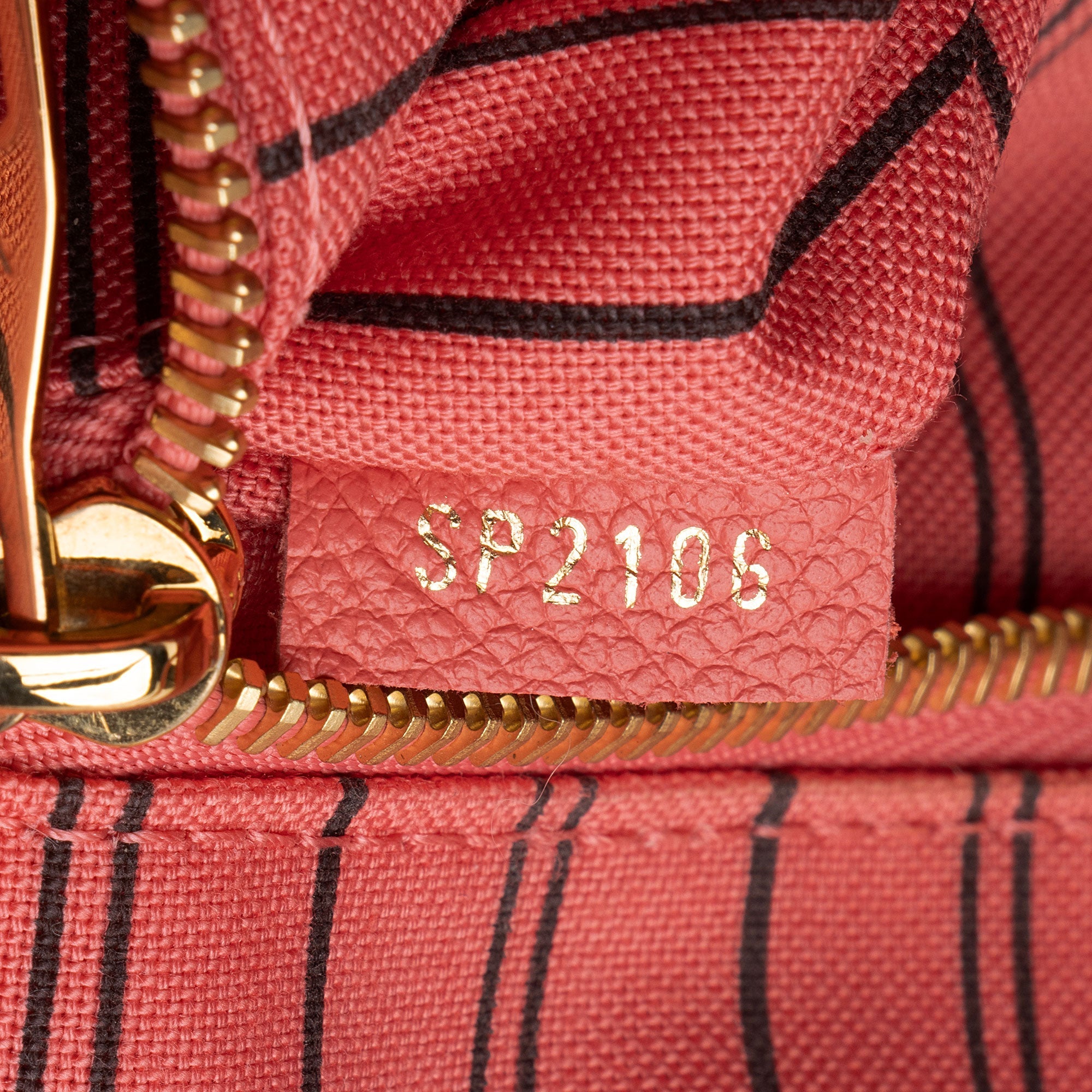 Louis Vuitton Monogram Empreinte Pont Neuf MM Tote (SHF-S5fzkZ)