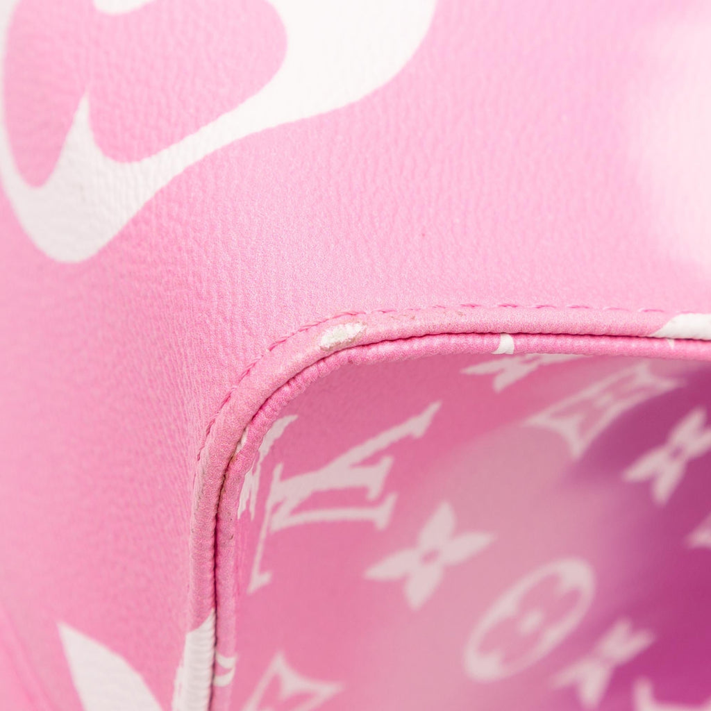Louis Vuitton Monogram Escale OntheGo GM (SHG-uo21Fw)