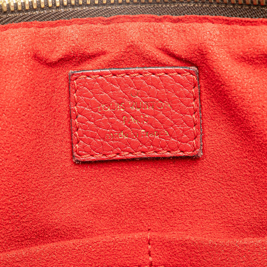 Louis Vuitton Monogram Estrela MM