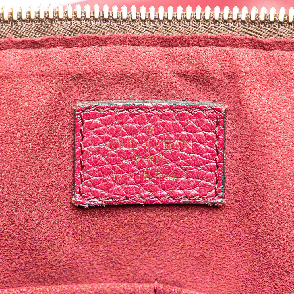 Louis Vuitton Monogram Estrela MM