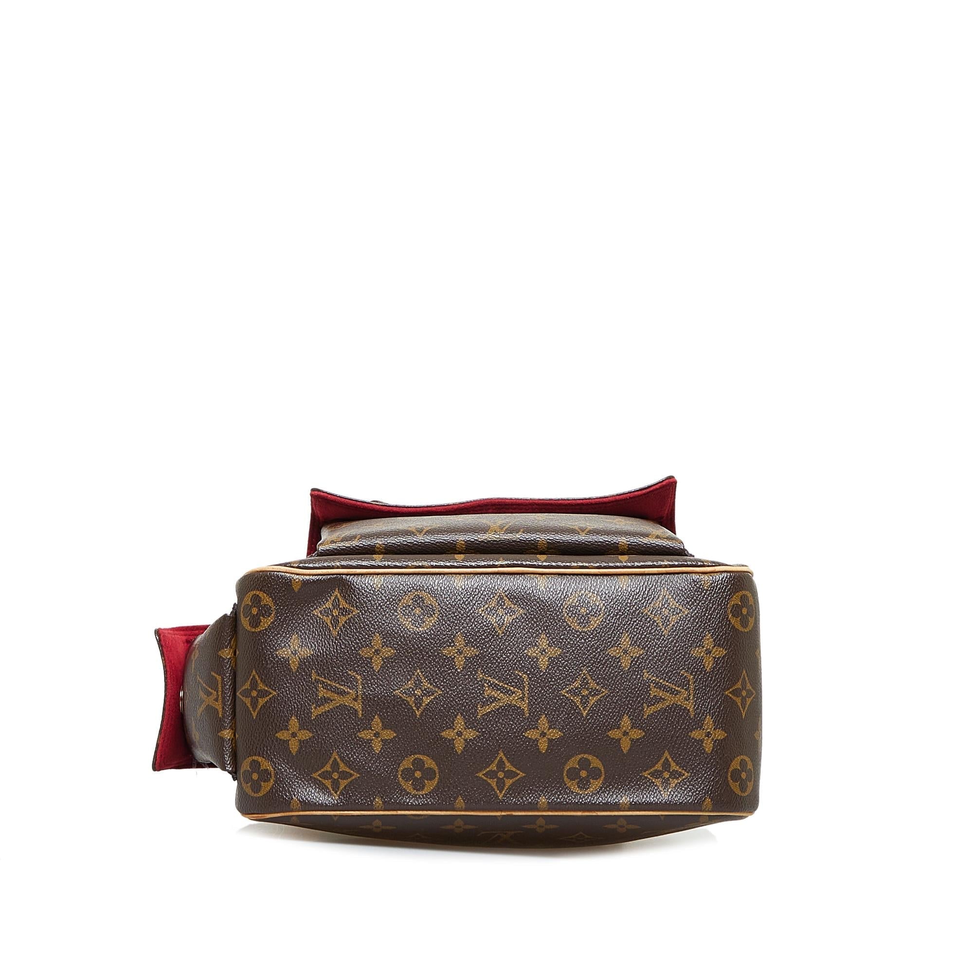 Louis Vuitton Monogram Excentri-Cite (SHG-SgdKMe)