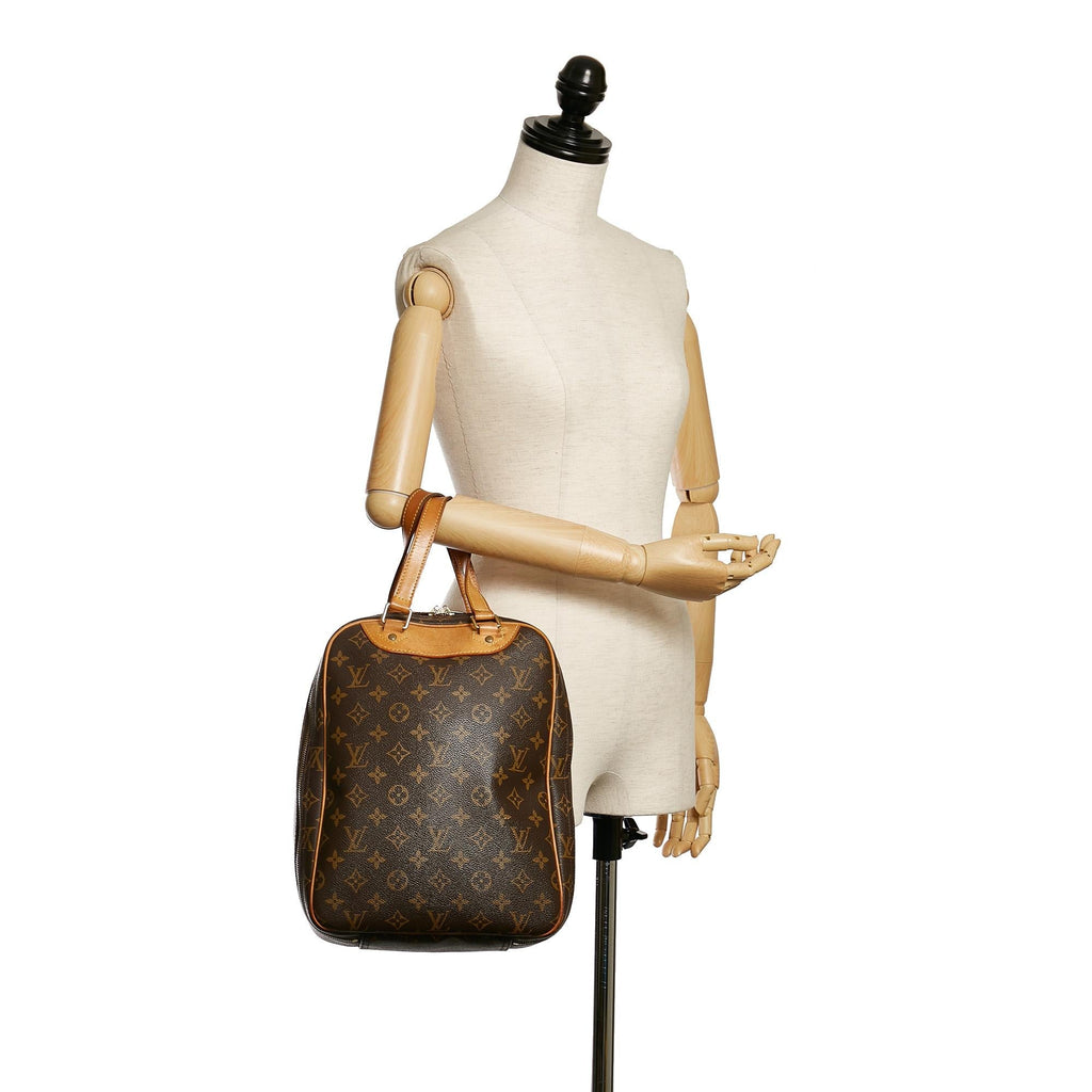 Louis Vuitton Monogram Excursion (SHG-30566)
