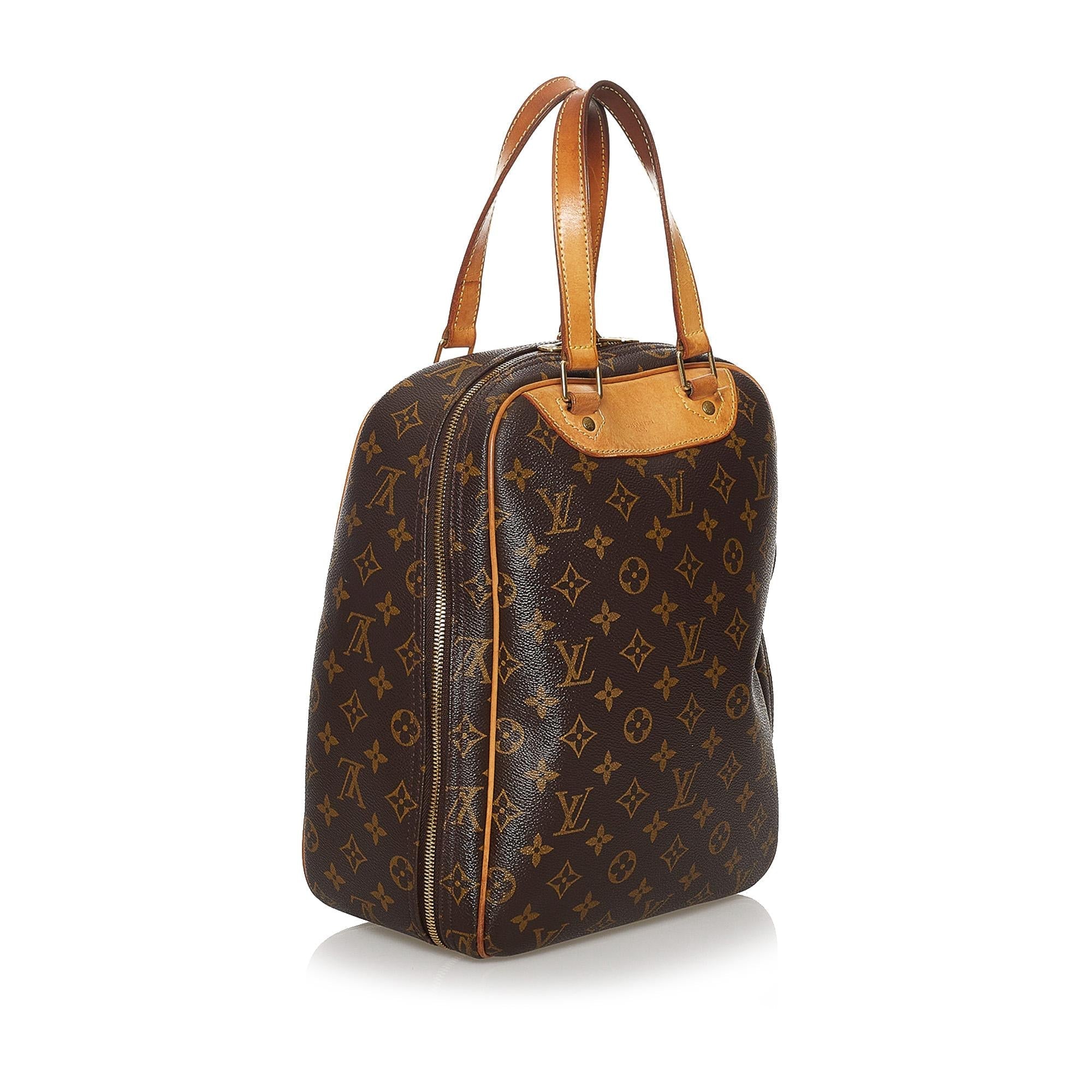 Louis Vuitton Monogram Excursion (SHG-30566)
