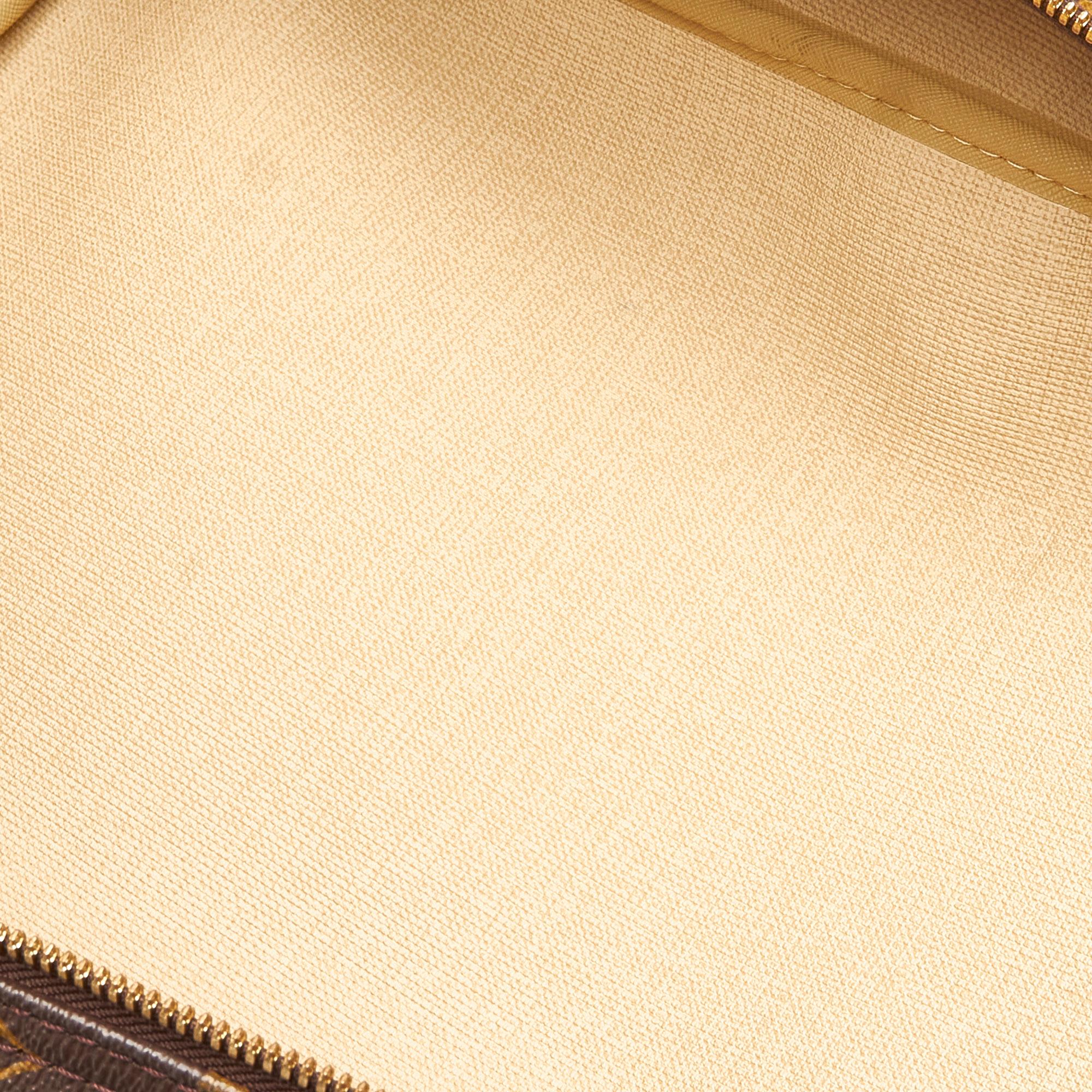 Louis Vuitton Monogram Excursion (SHG-33873)