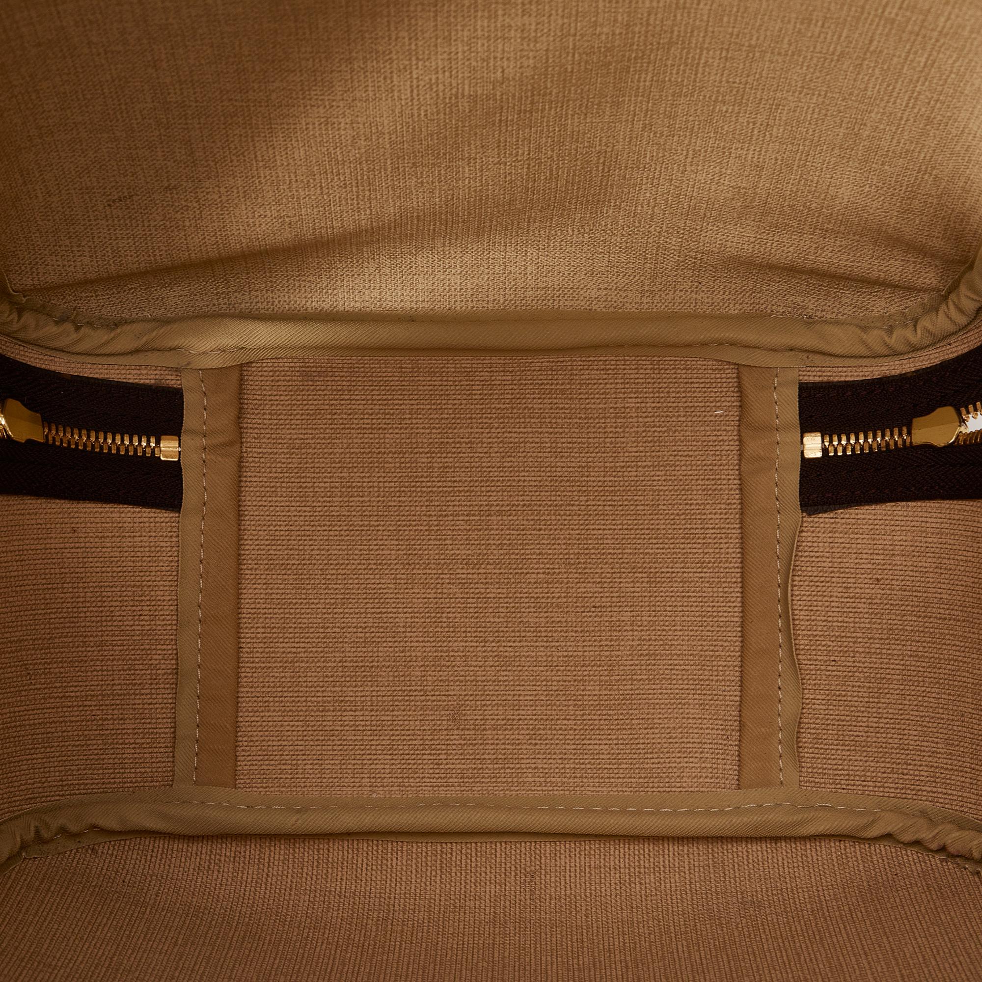 Louis Vuitton Monogram Excursion (SHG-Od6NsV)